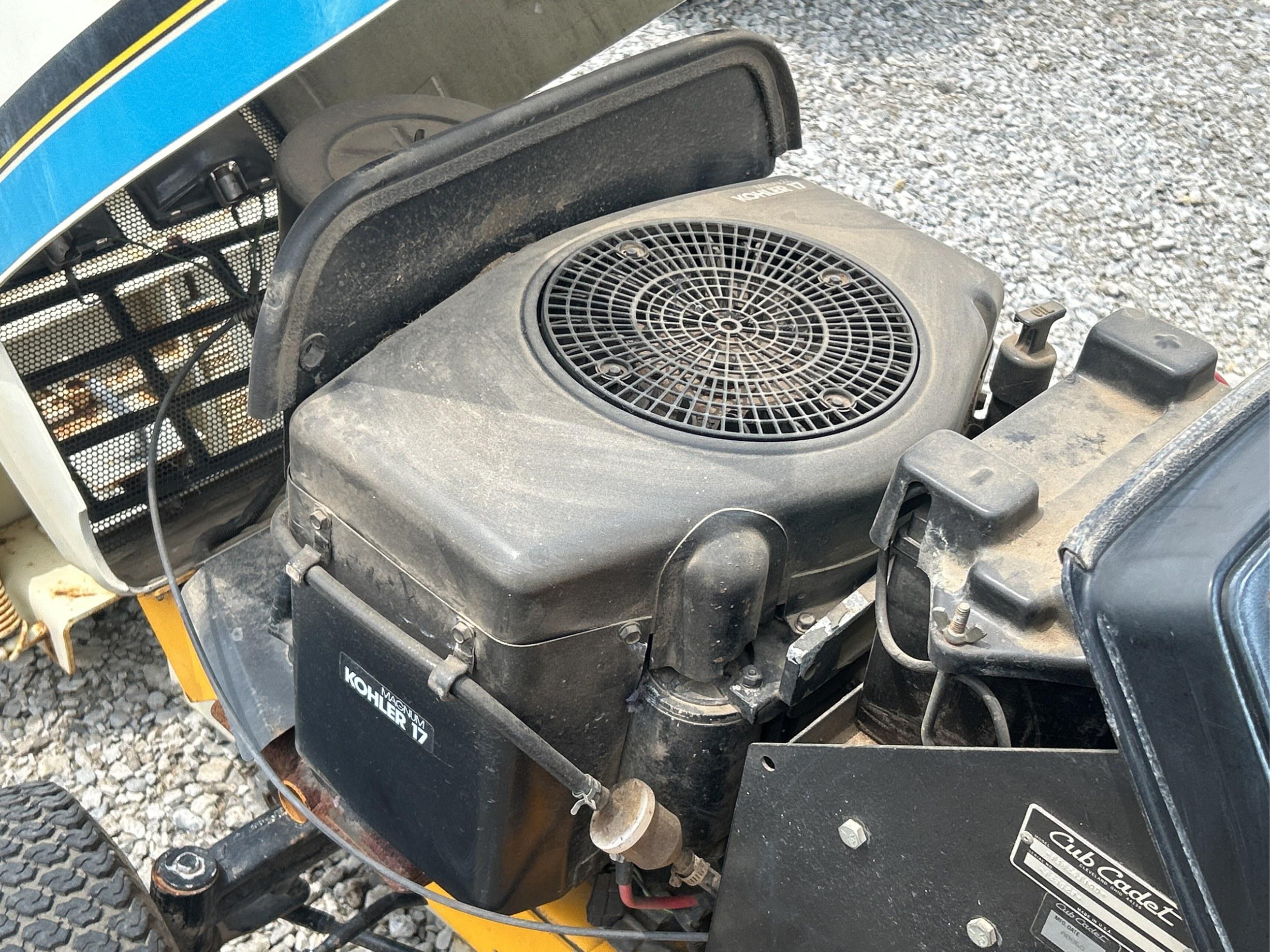 Cub Cadet 1715 Riding Lawn Mower