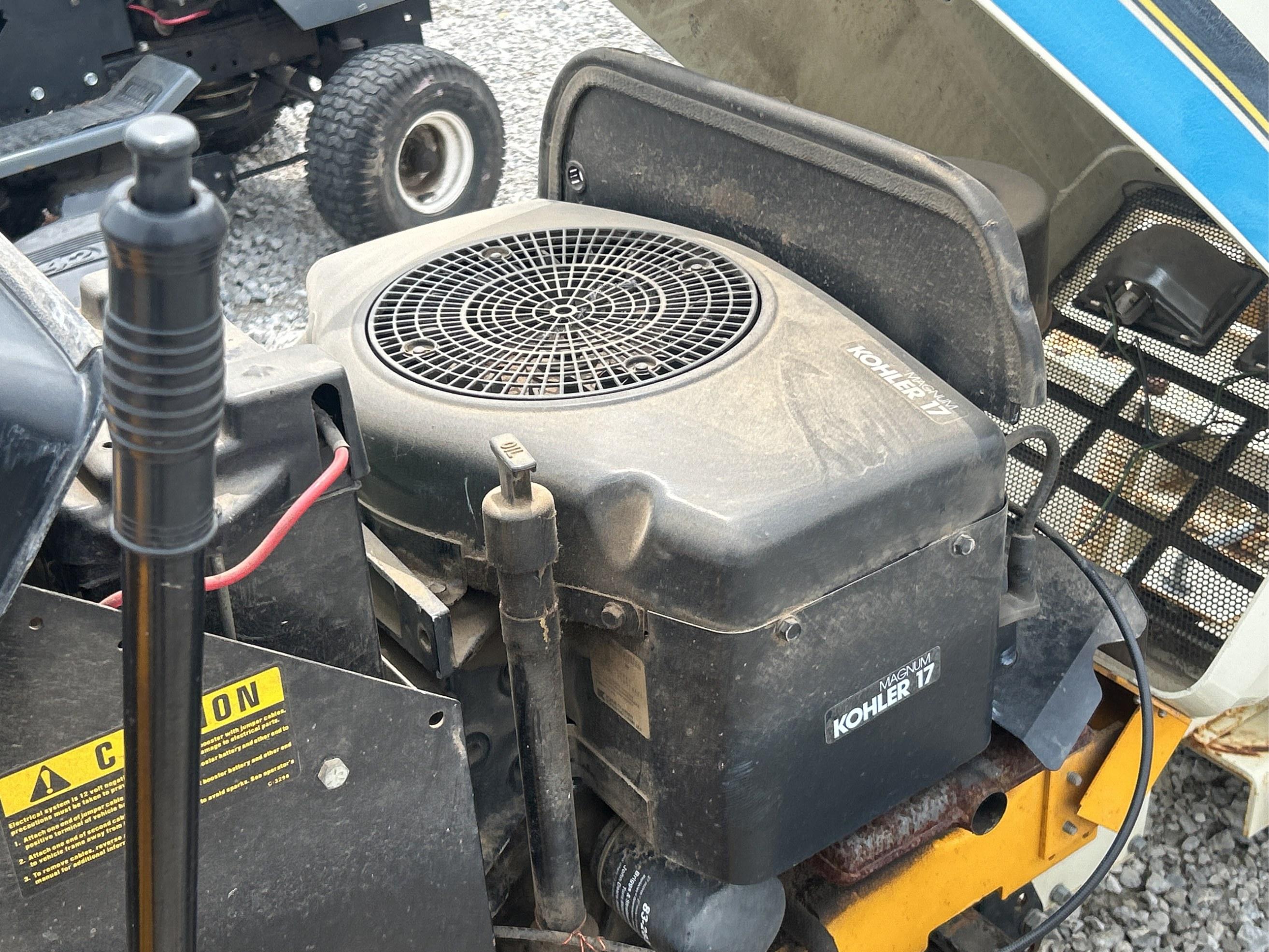 Cub Cadet 1715 Riding Lawn Mower