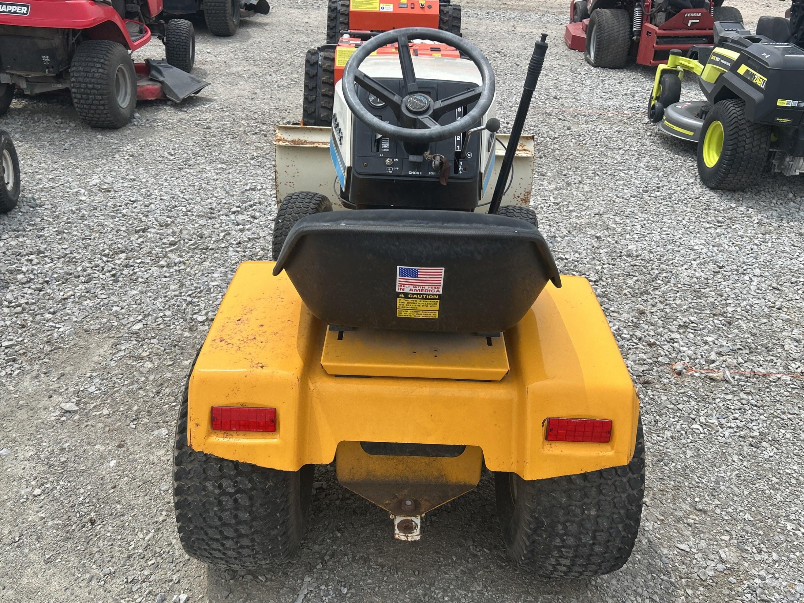 Cub Cadet 1715 Riding Lawn Mower