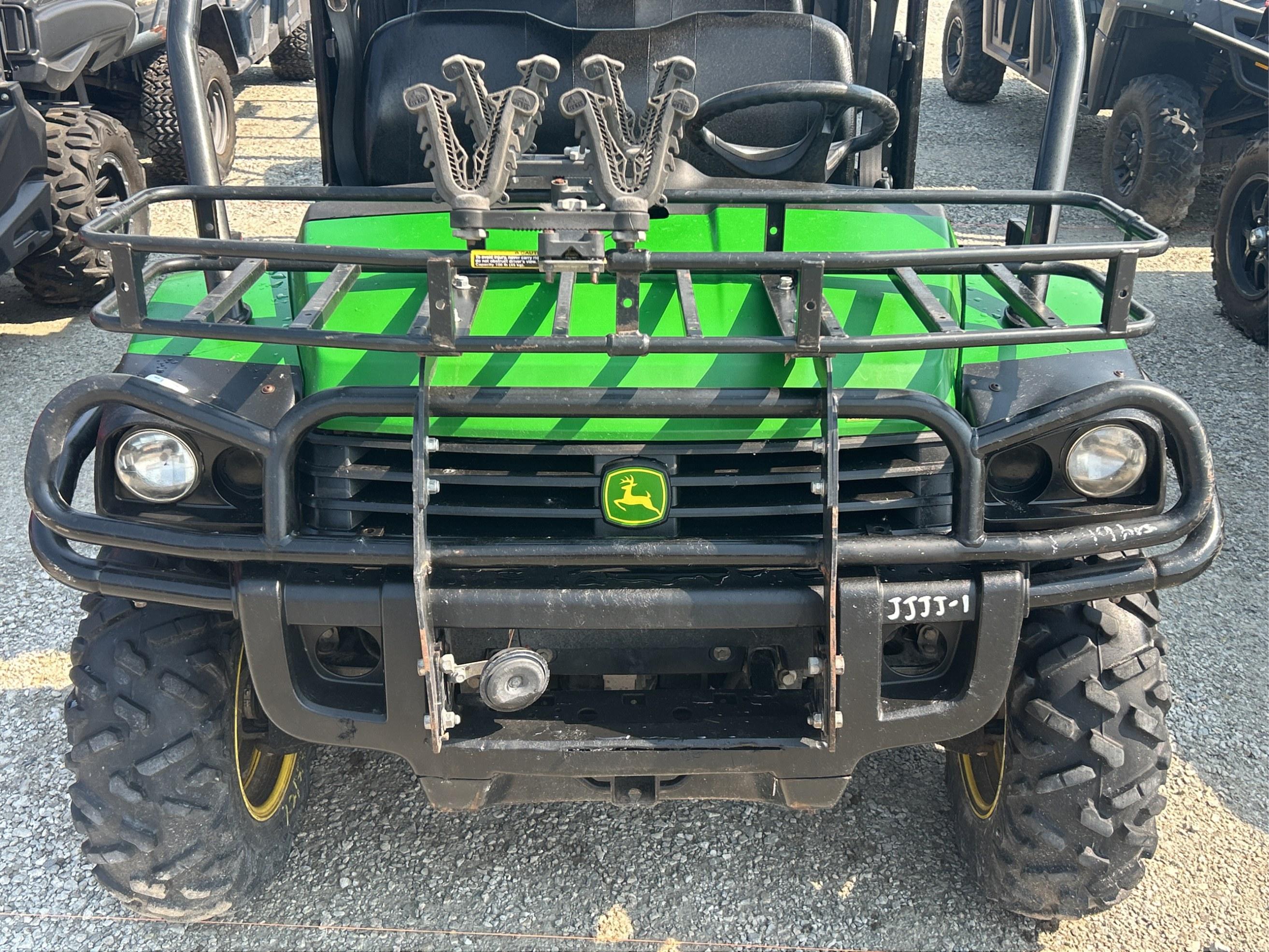 John Deere 825E XUV 4 Seater Gator