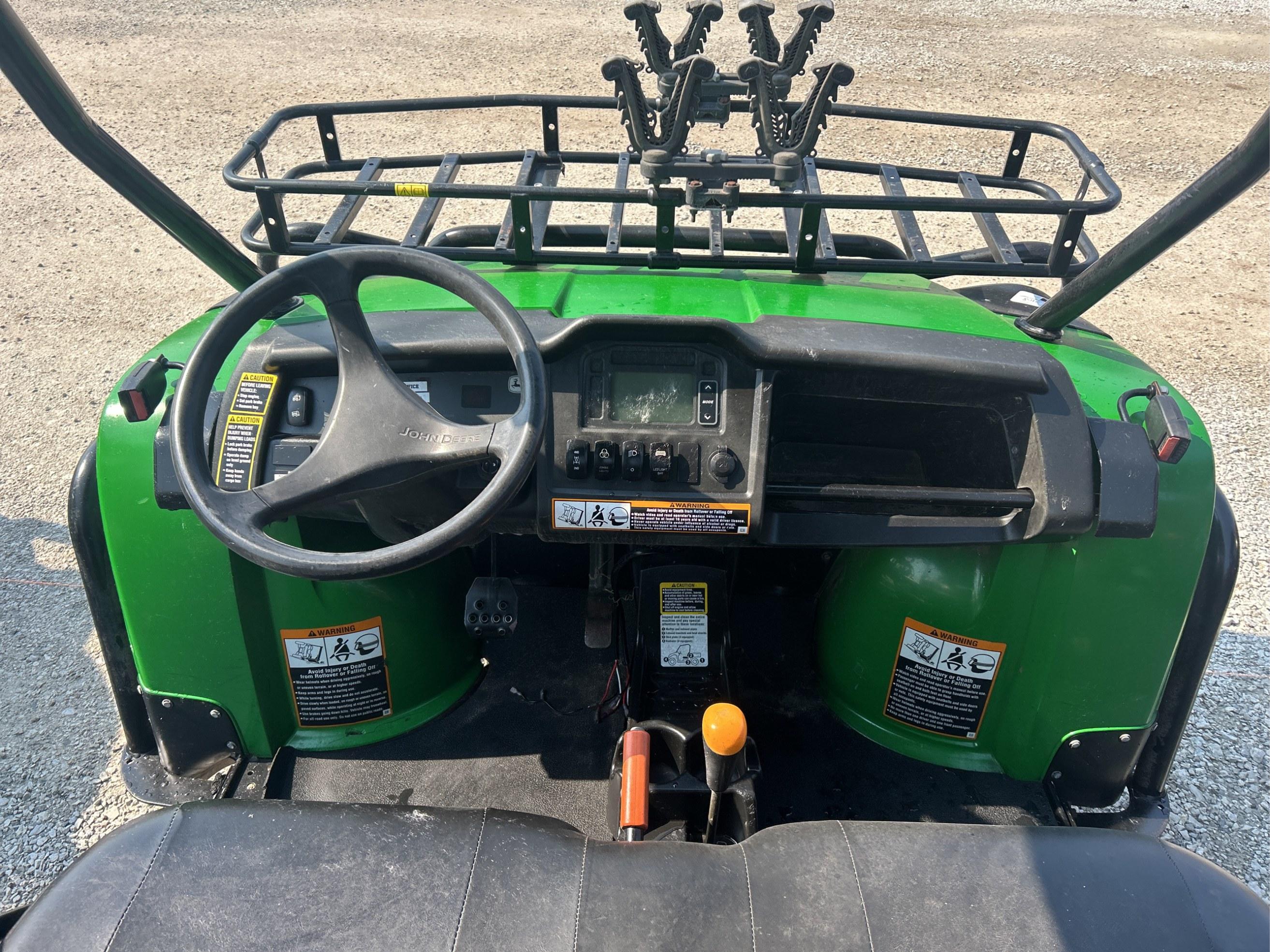 John Deere 825E XUV 4 Seater Gator