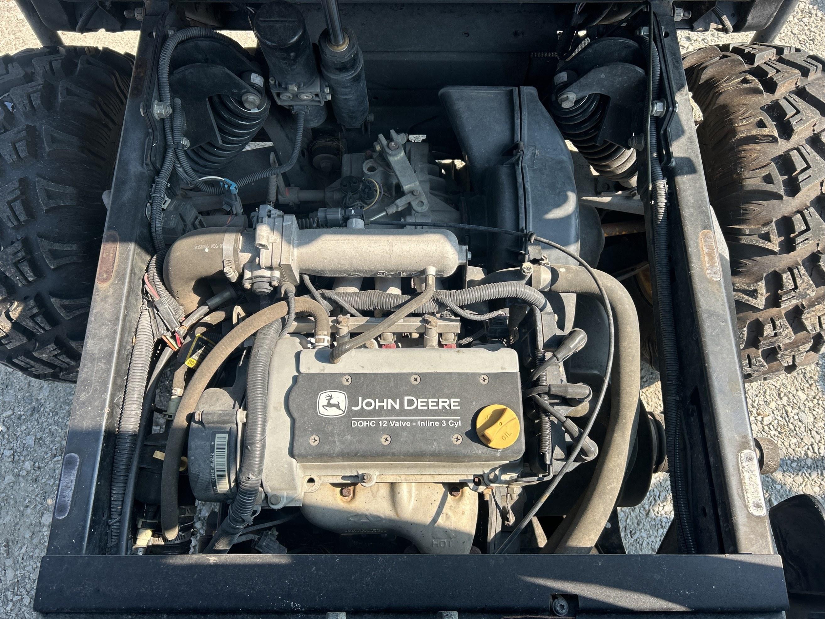 John Deere 825E XUV 4 Seater Gator