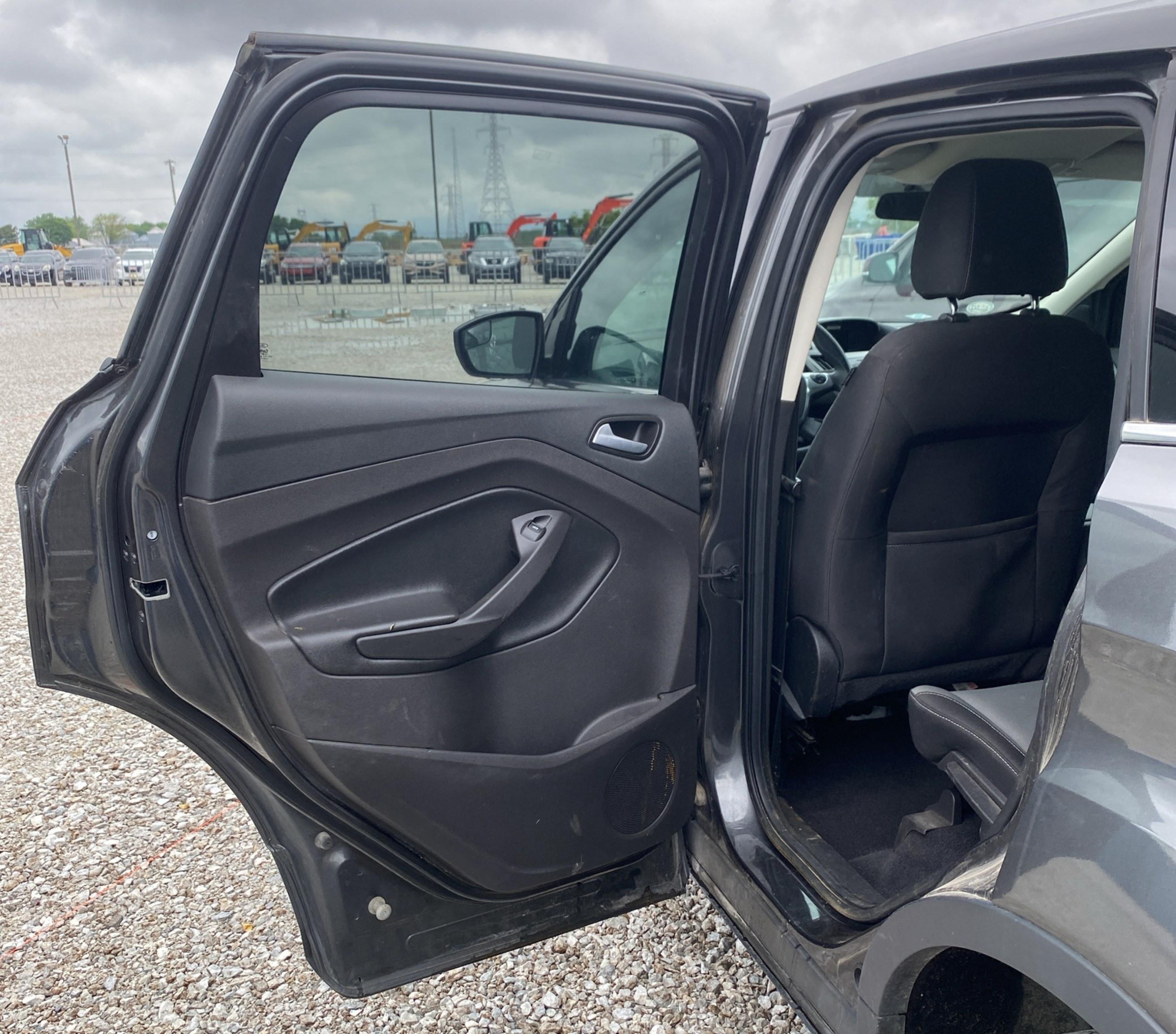 2016 Ford Escape SE