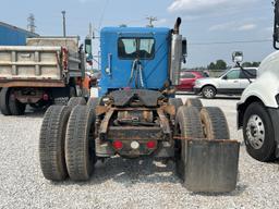 1997 Freightliner Conventional FLD120 Semi
