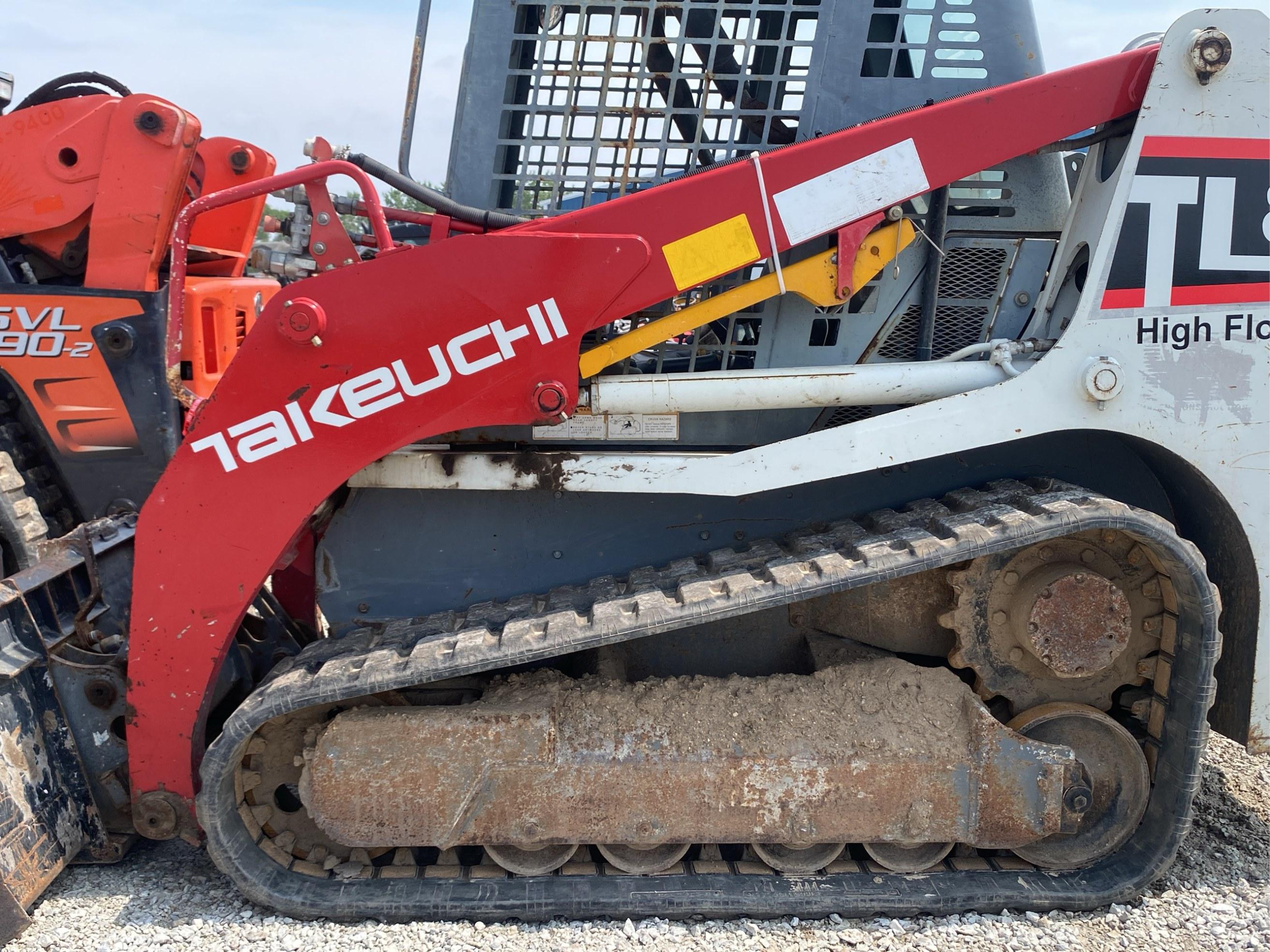 Takeuchi TL8 Tracked Skid Steer