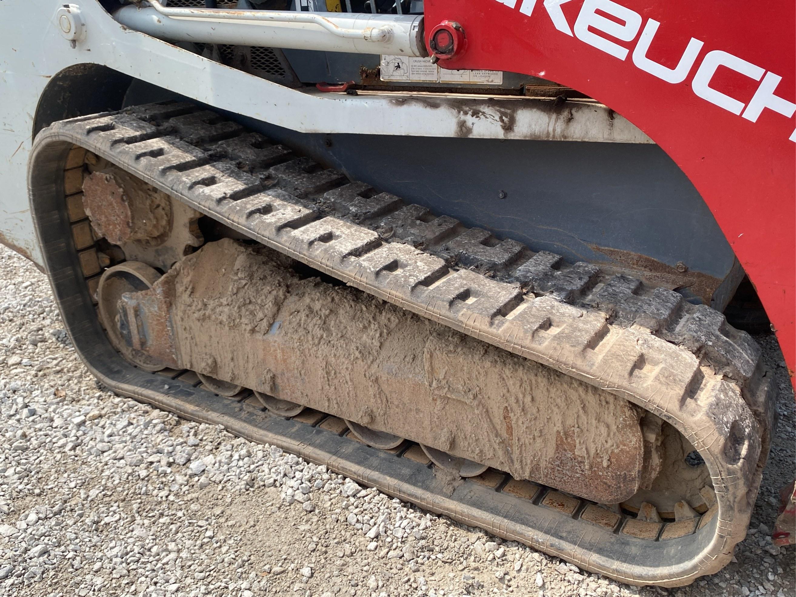 Takeuchi TL8 Tracked Skid Steer