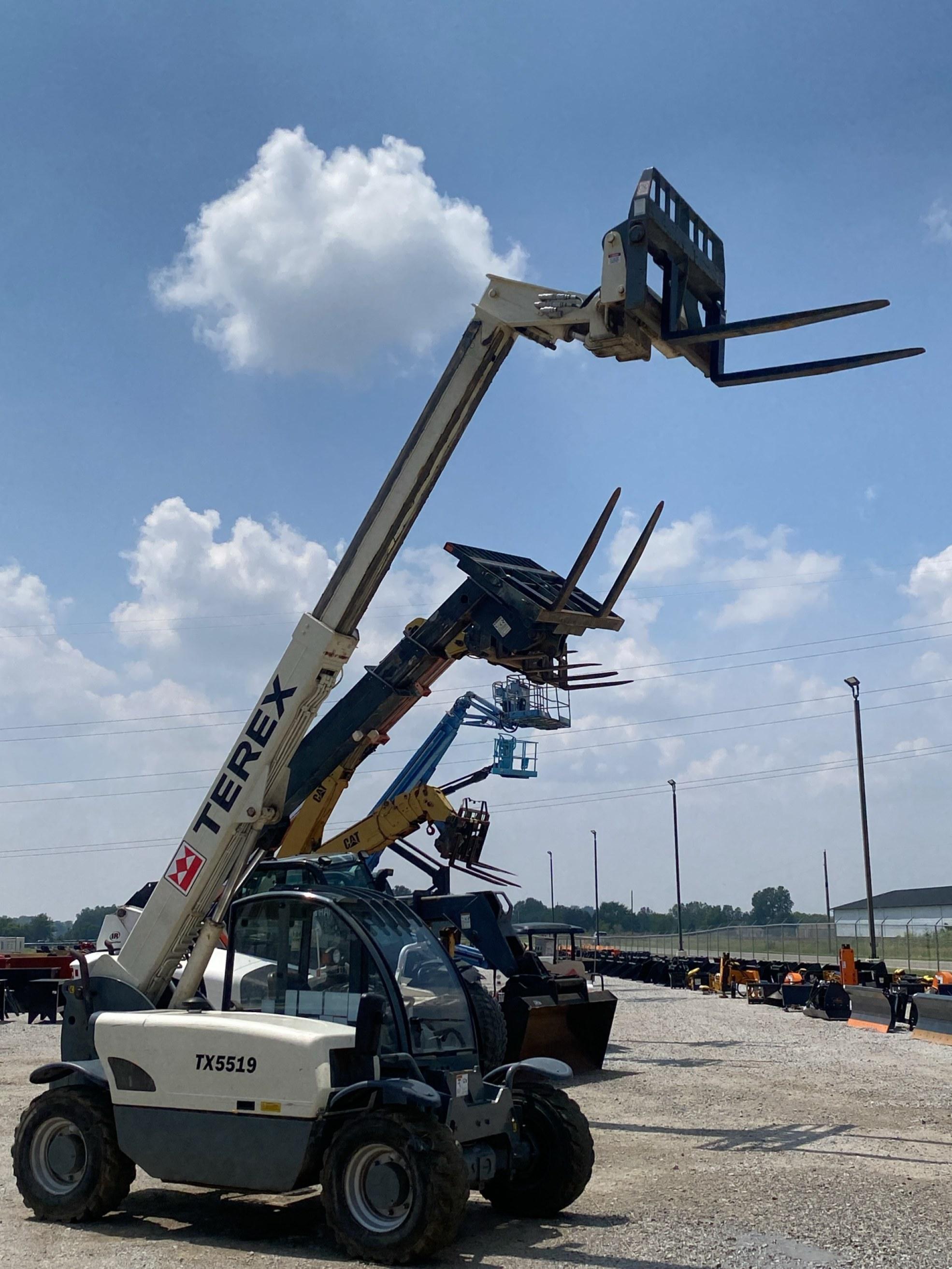 Terex TX5519 Telehandler