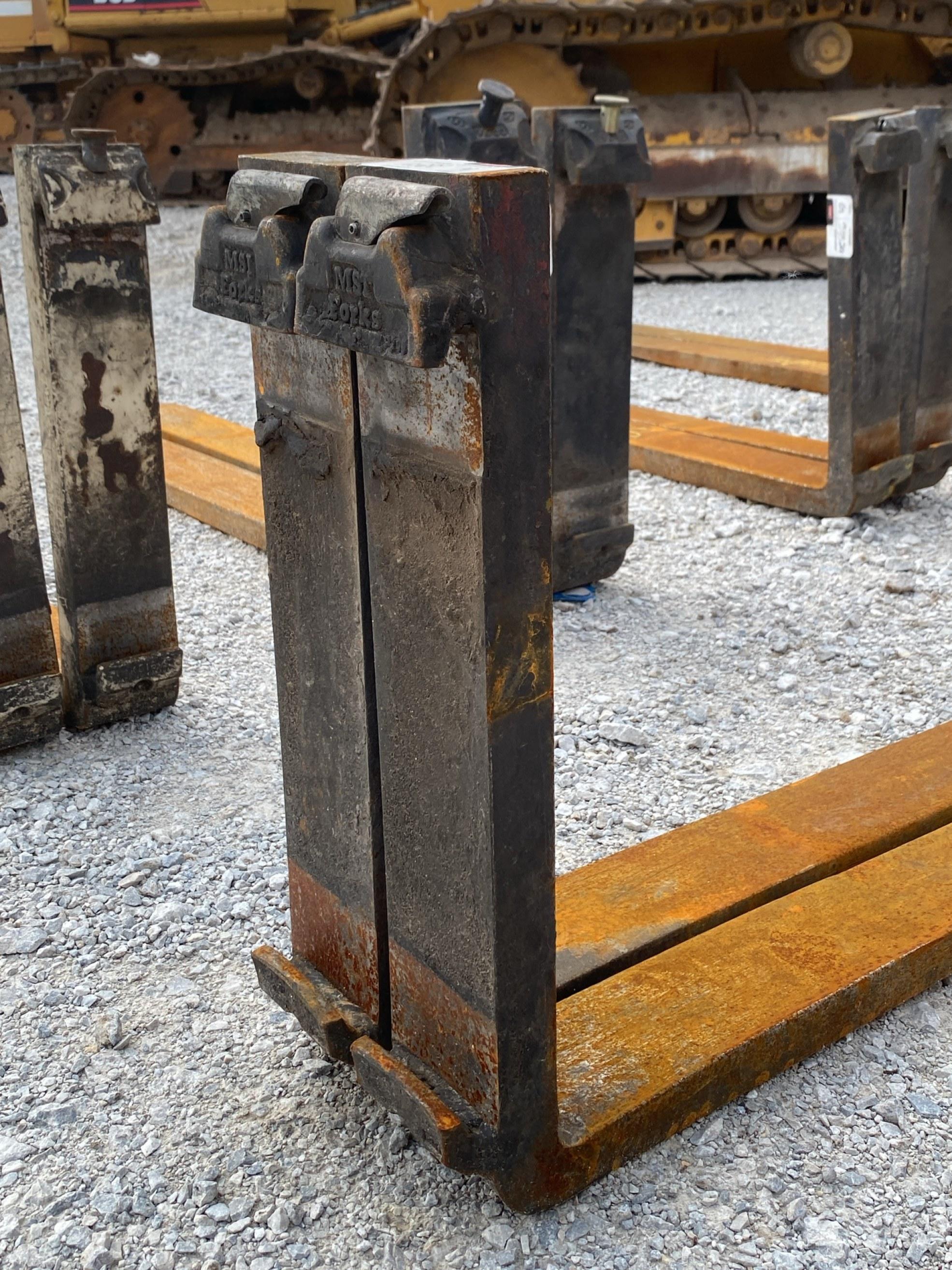 52/54 Forks