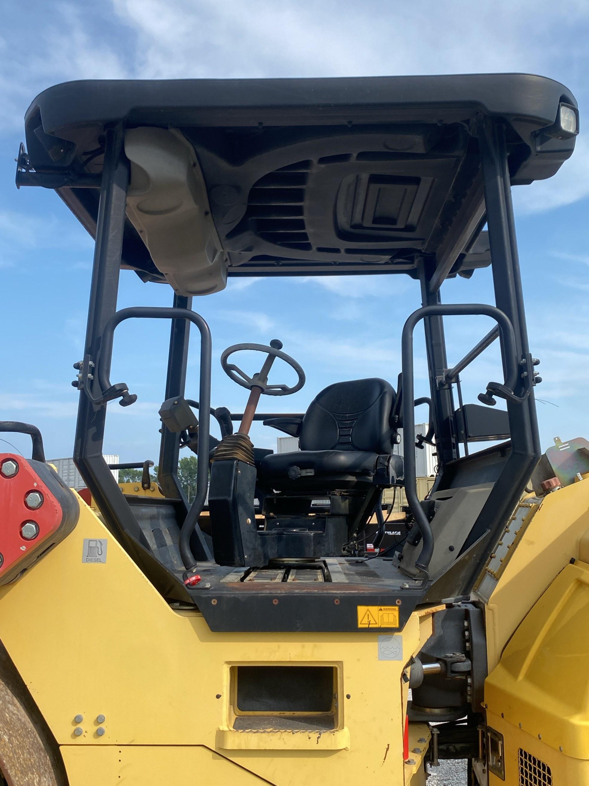Dynapac CC624HF Double Drum Vibrating Roller