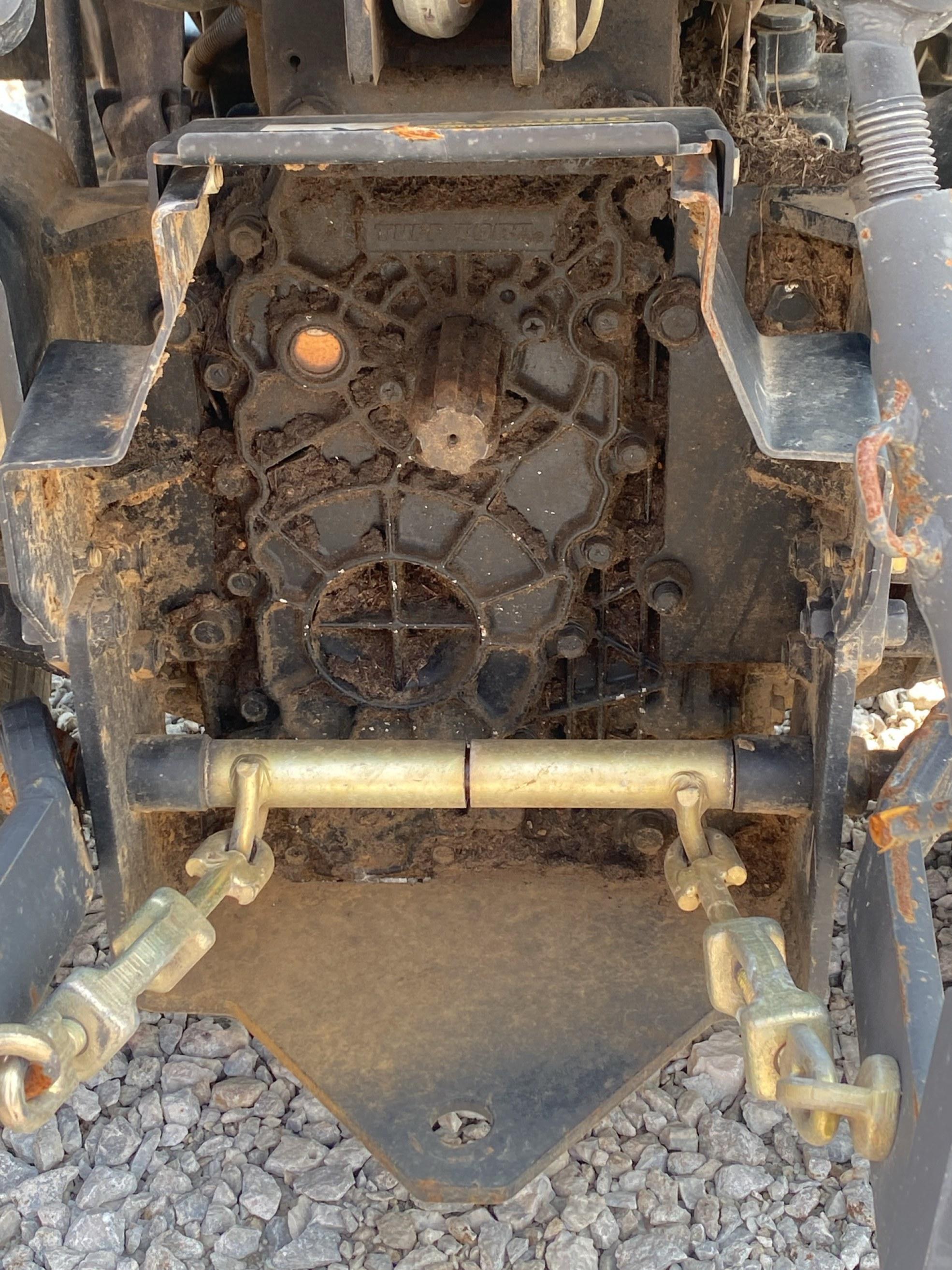 John Deere 2210 Loader Tractor