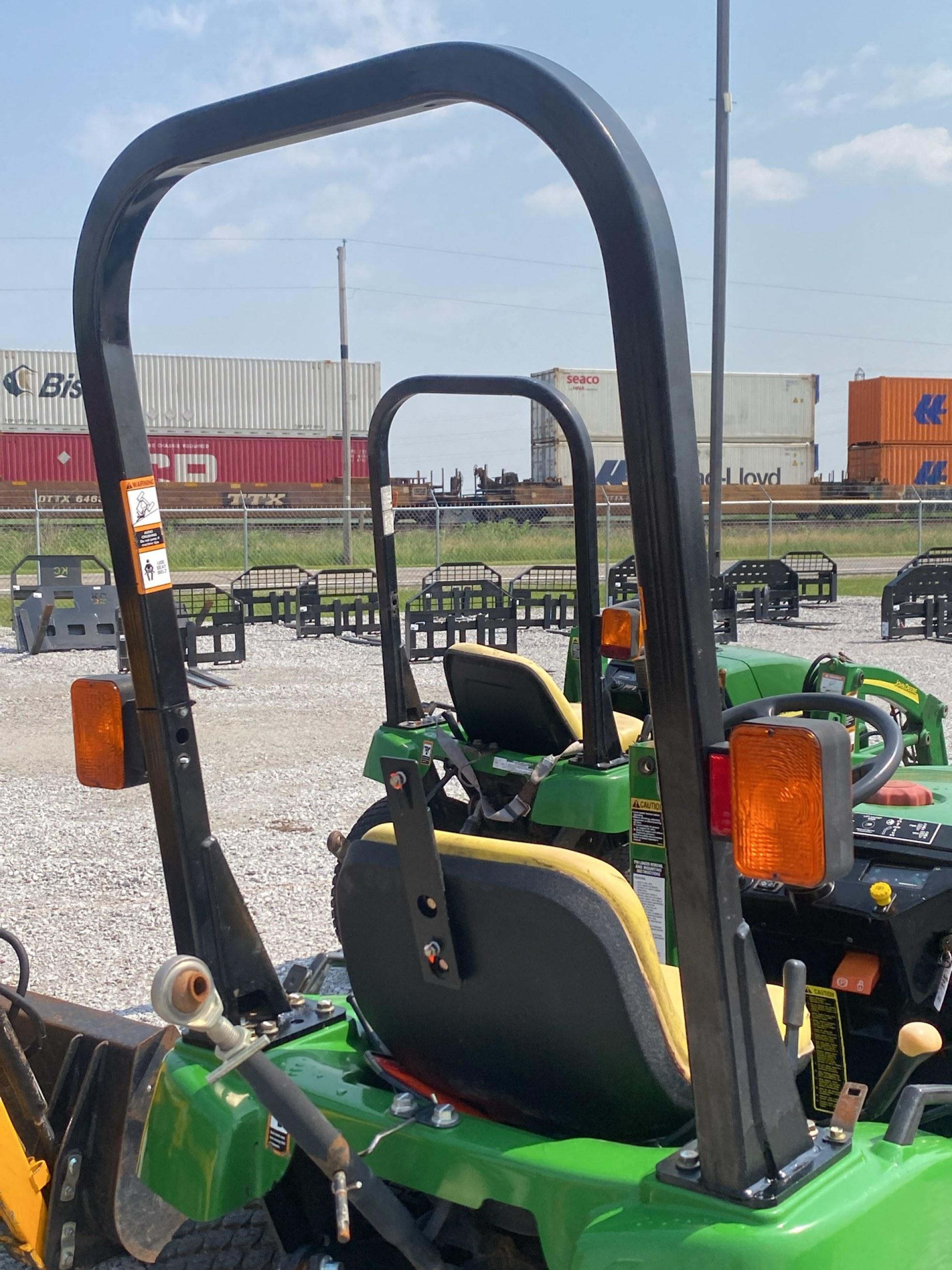 John Deere 2210 Loader Tractor