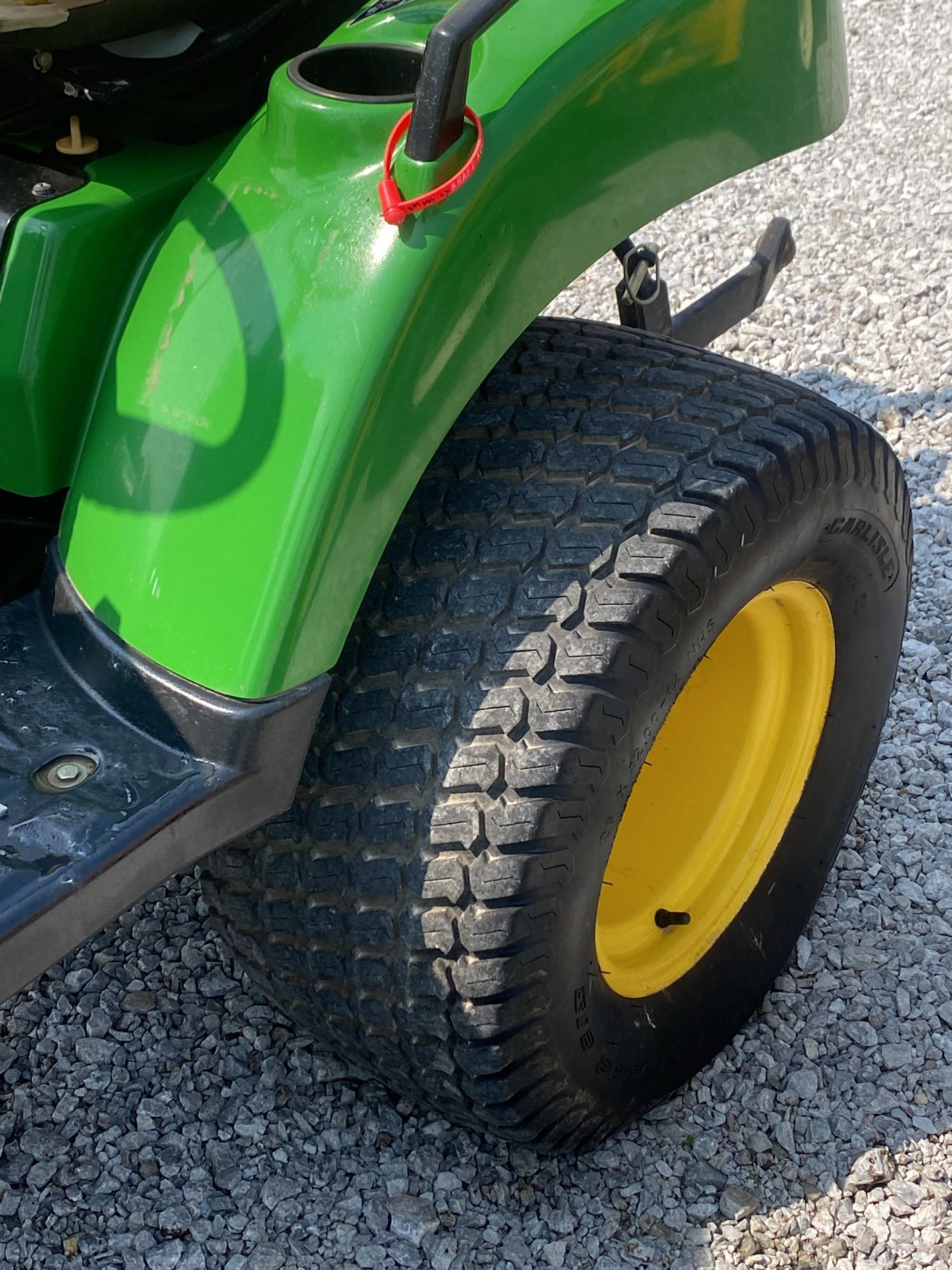 John Deere 2210 Loader Tractor