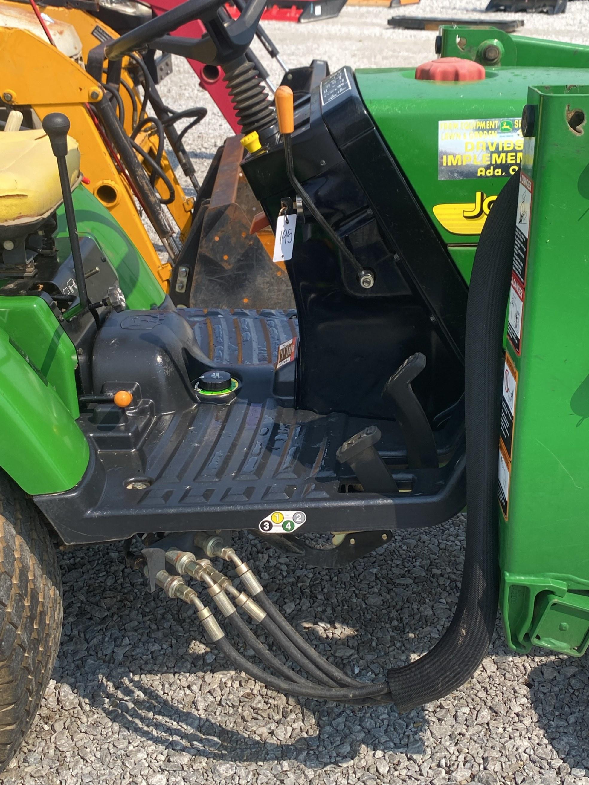 John Deere 2210 Loader Tractor