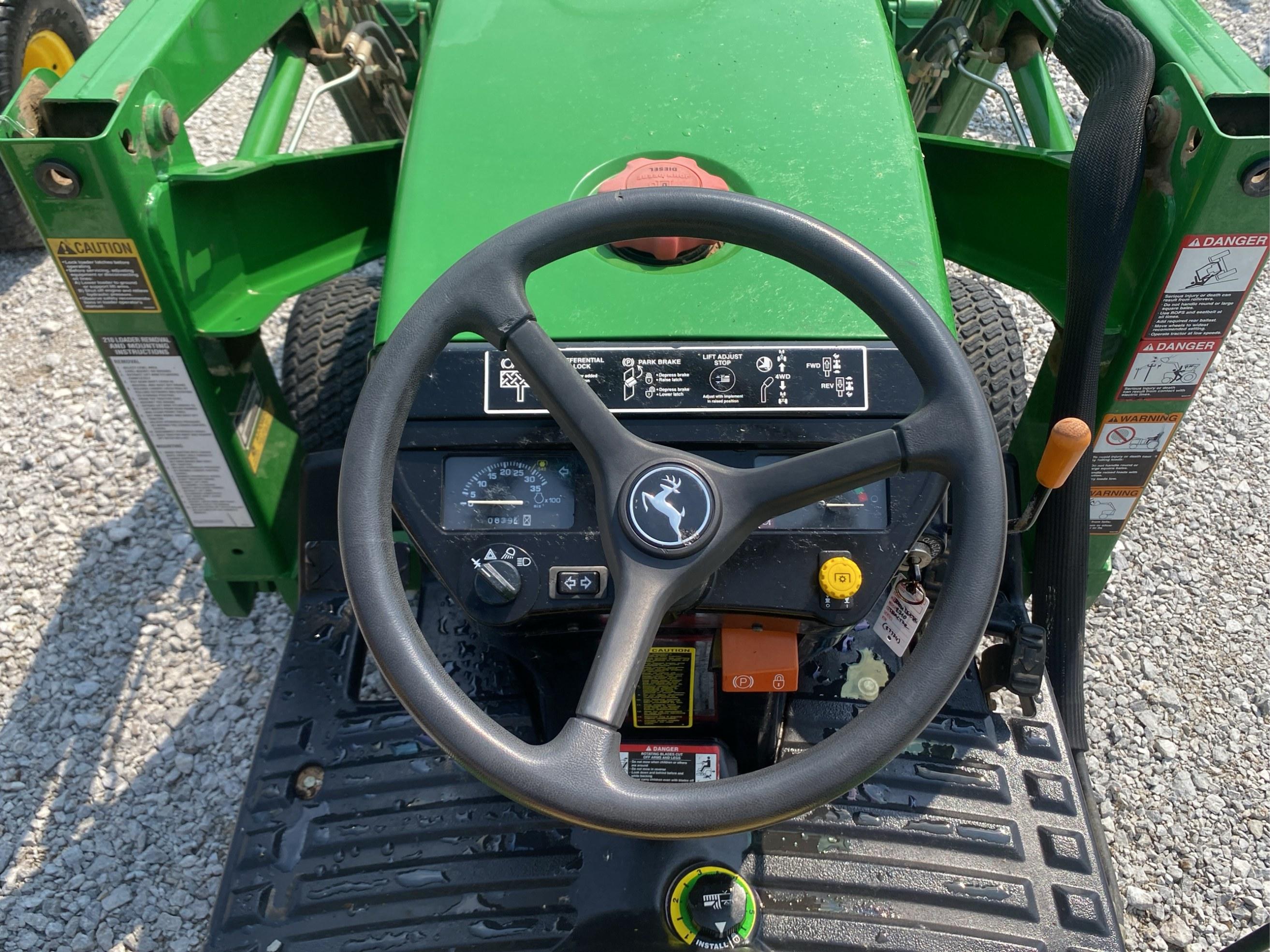 John Deere 2210 Loader Tractor