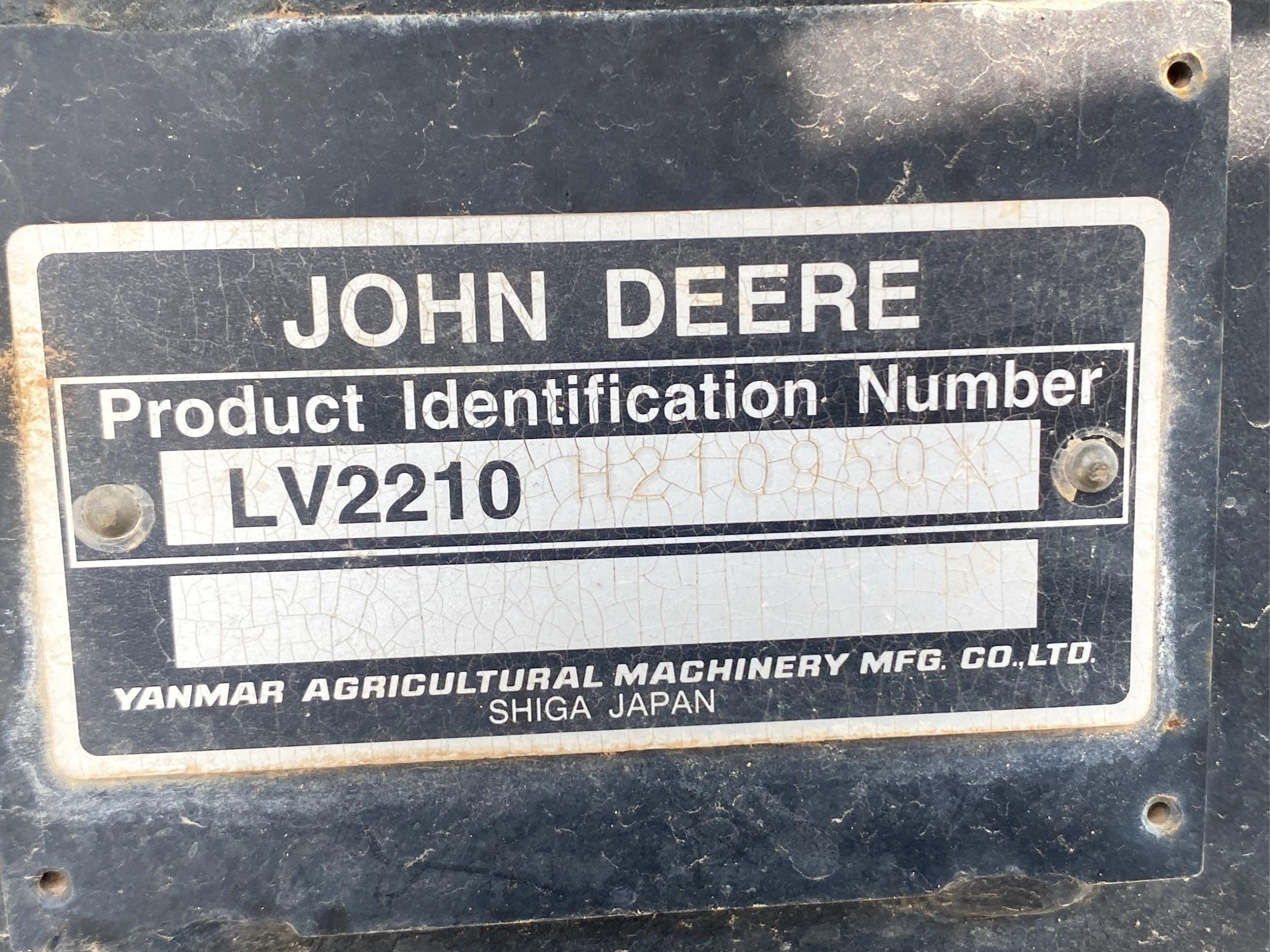 John Deere 2210 Loader Tractor