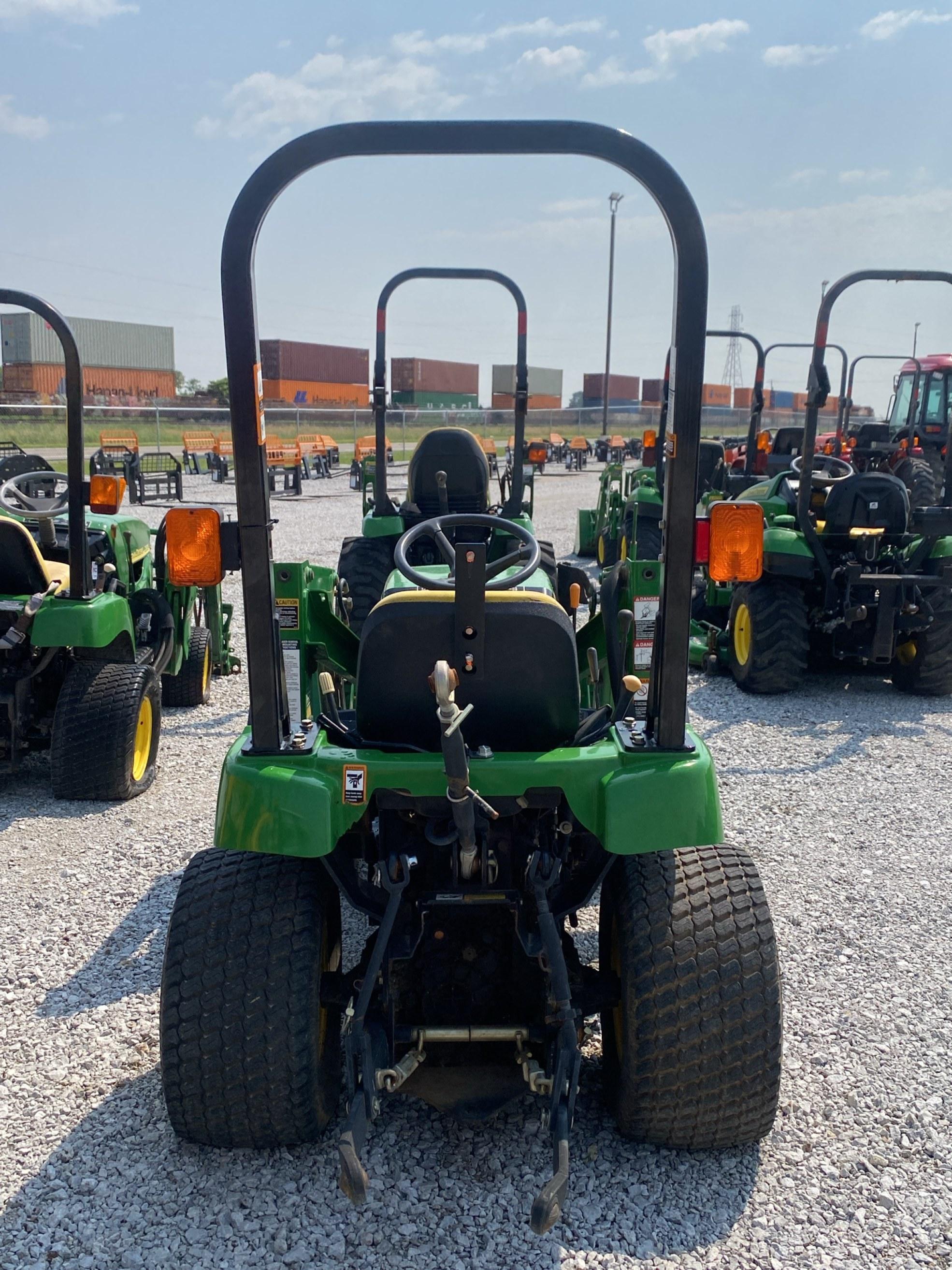 John Deere 2210 Loader Tractor