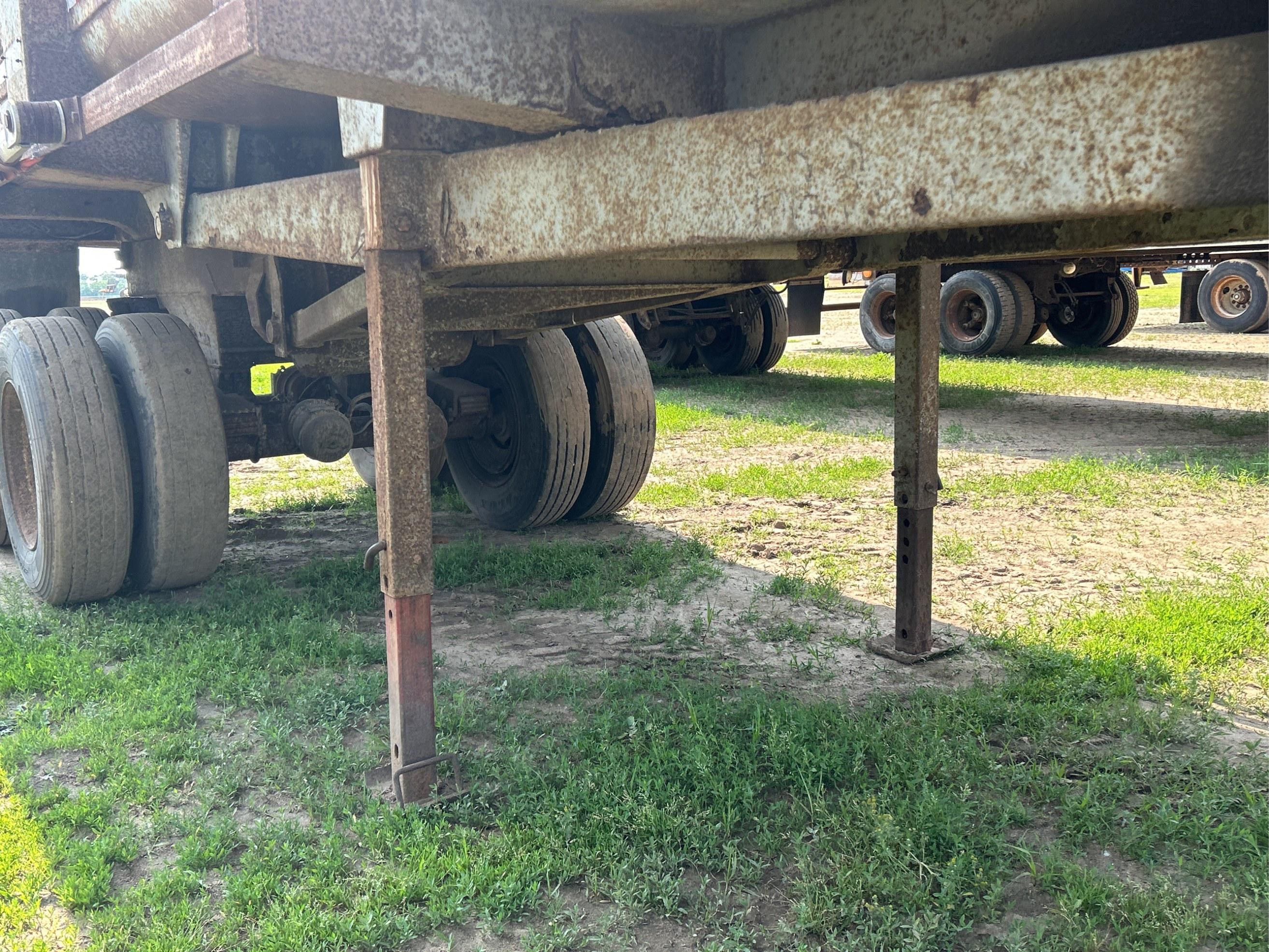 1994 23 Clement 1/4 Frame Dump Trailer
