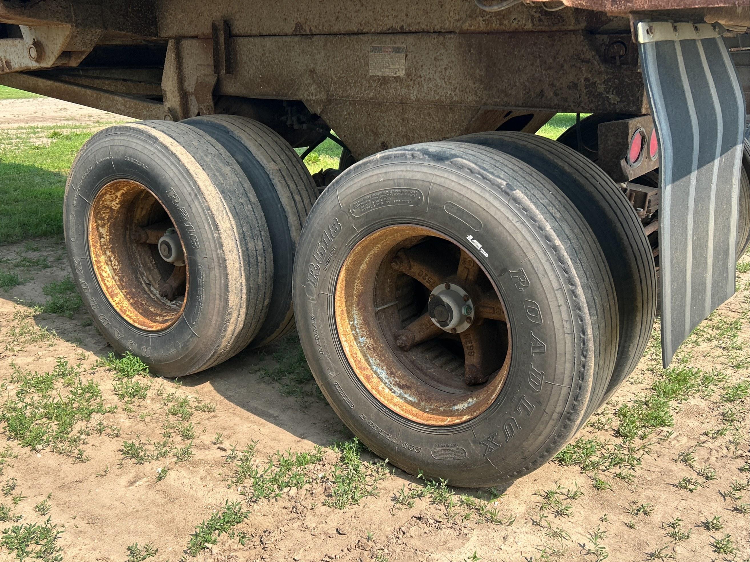 1994 23 Clement 1/4 Frame Dump Trailer