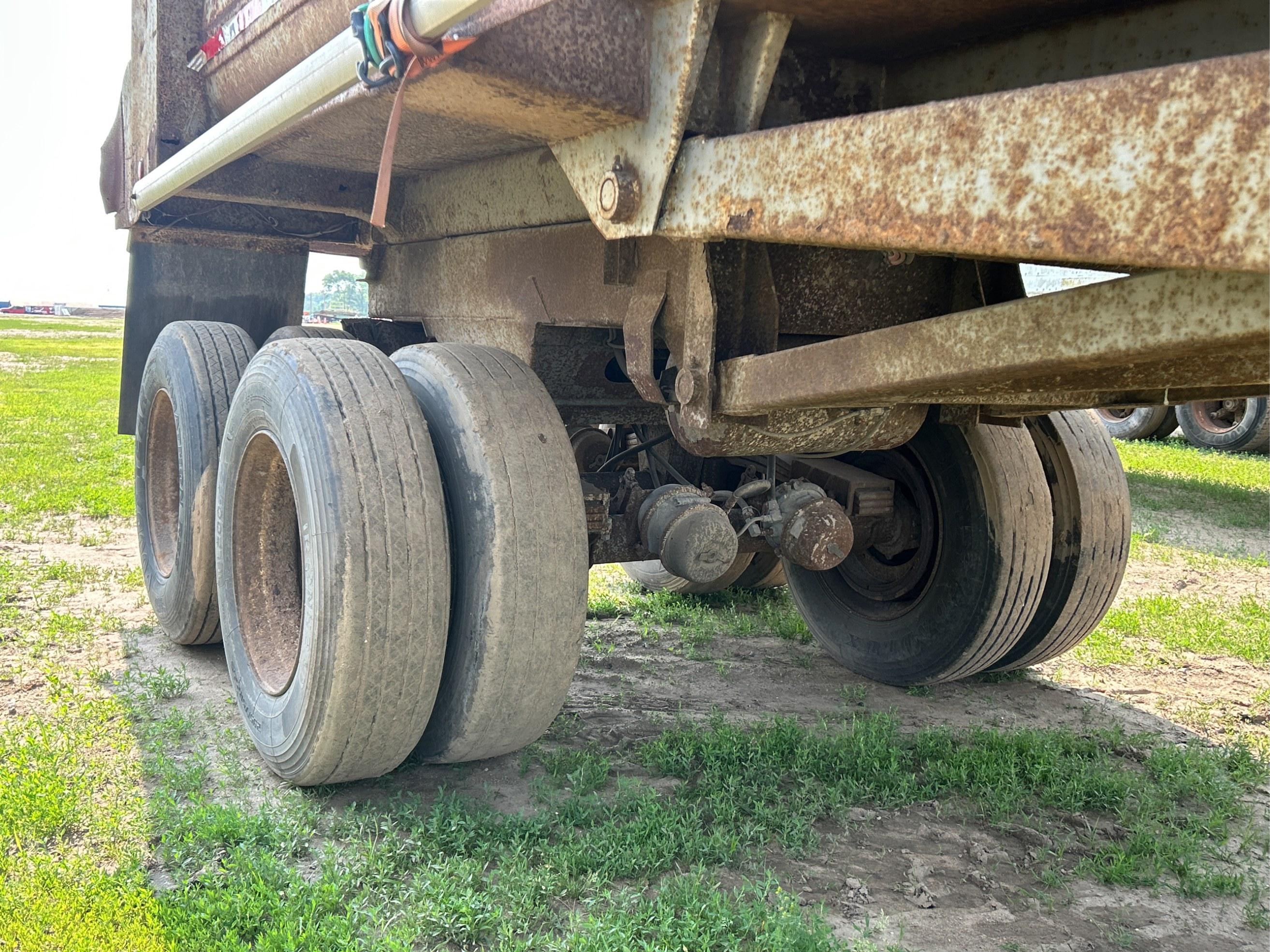 1994 23 Clement 1/4 Frame Dump Trailer