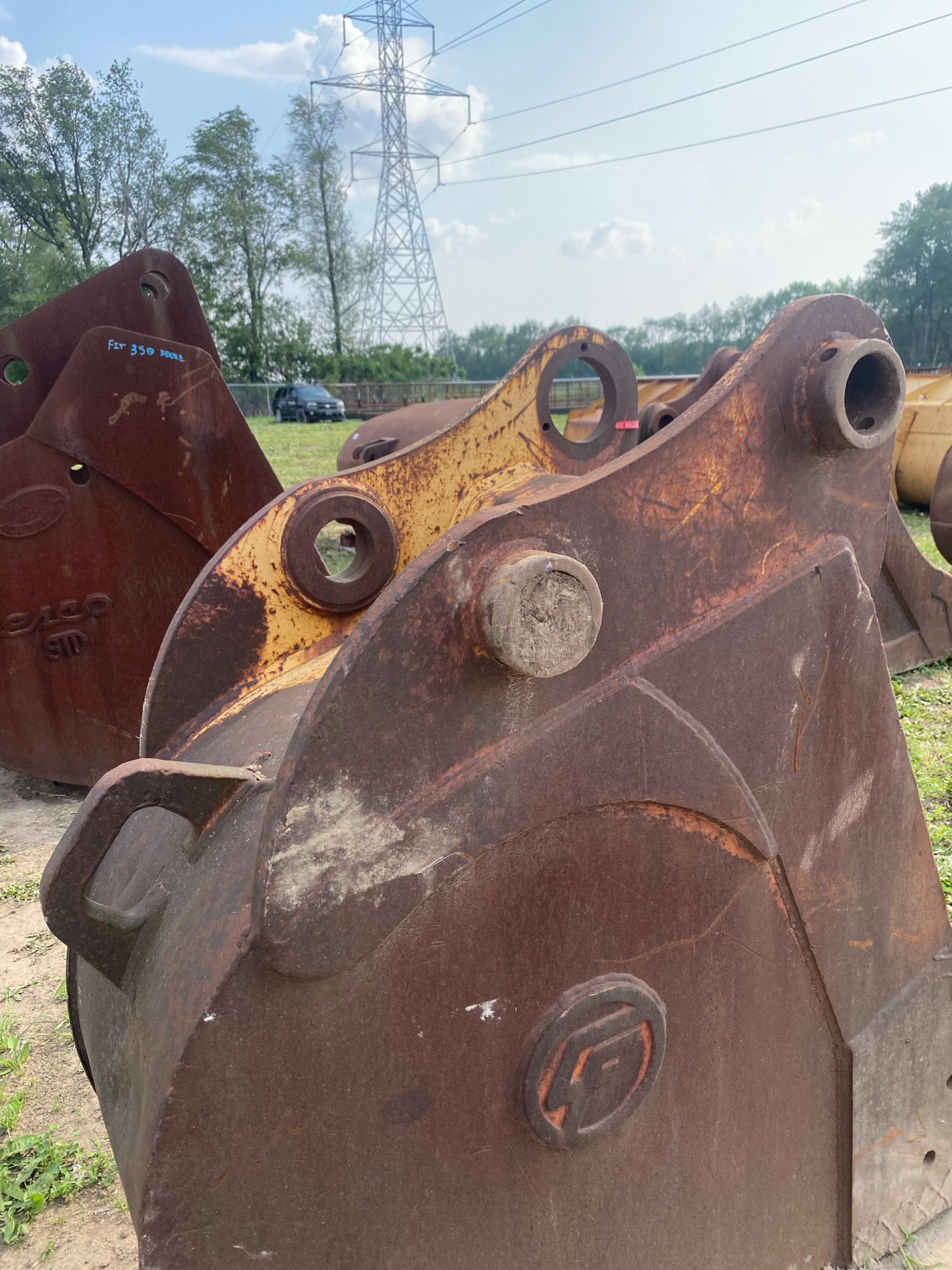23 Excavator Bucket