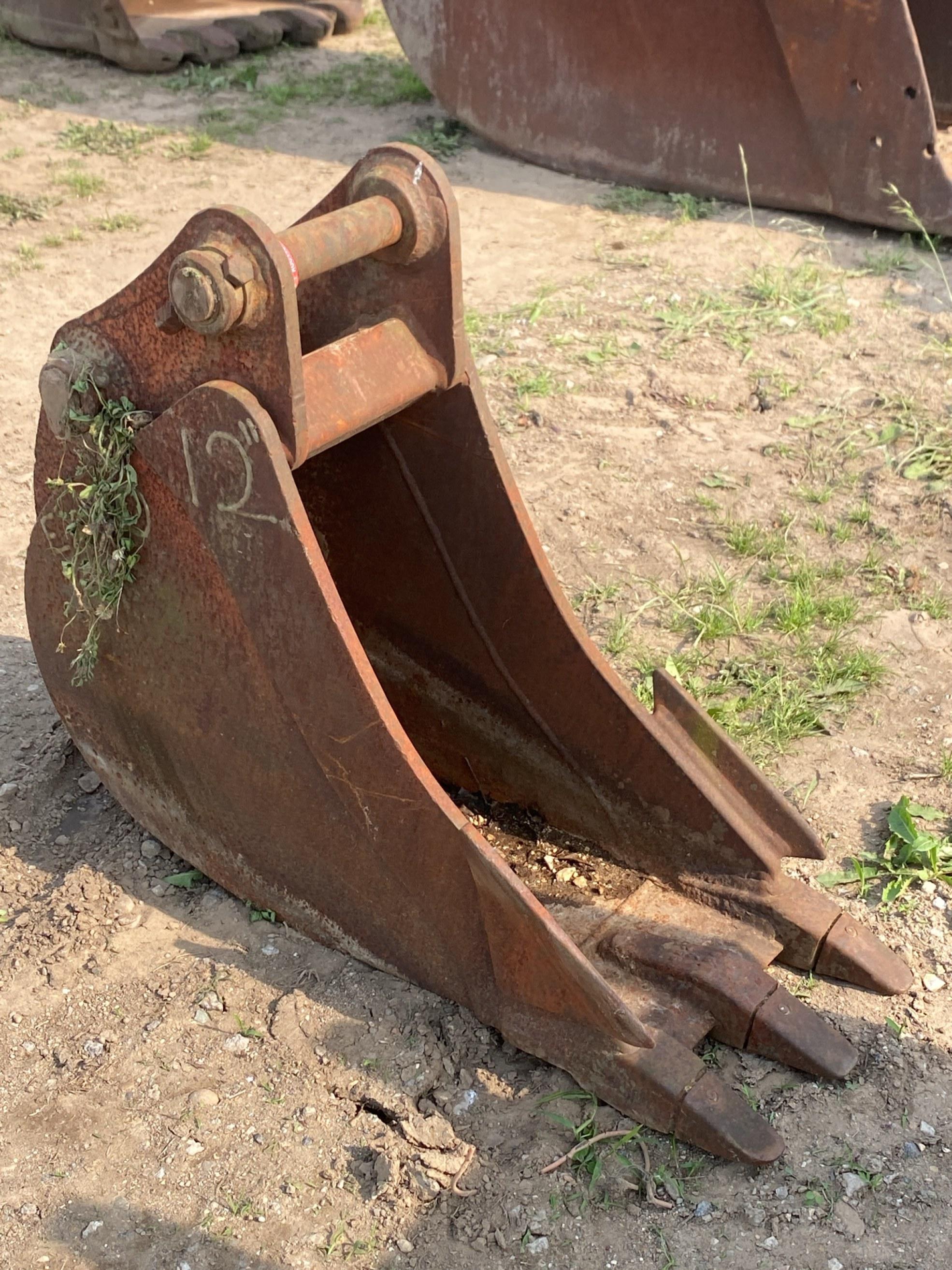 12 Excavator Bucket