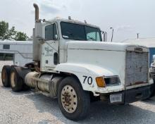 1996 Freightliner Conventional FLD120 Semi