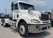 2006 Freightliner CL120 Day Cab Semi