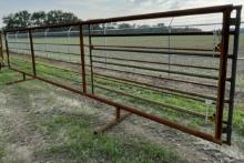 Steel Pipe Cattle Panel w/ 1 Gate