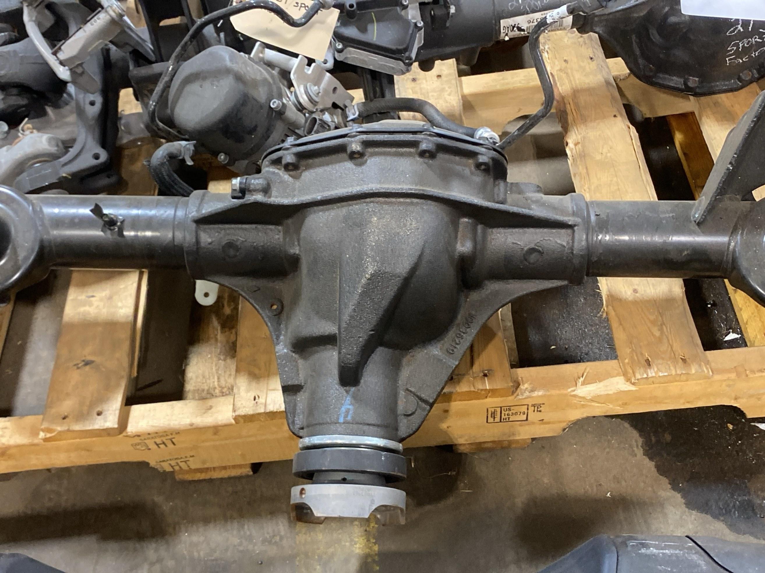2018-2023 Jeep JL Wrangler Dana 44 M220 Tru-Lock Rear Axle Assembly