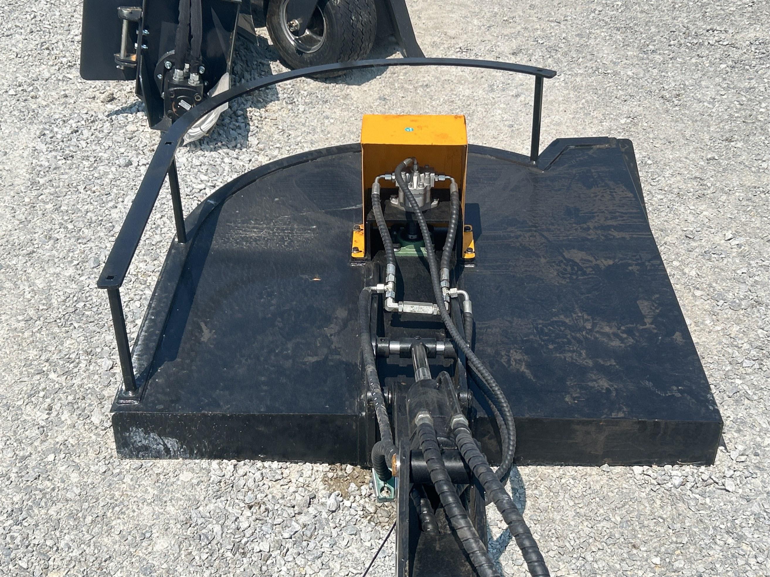 2025 FUTURE Hydraulic Articulating Brush Cutter
