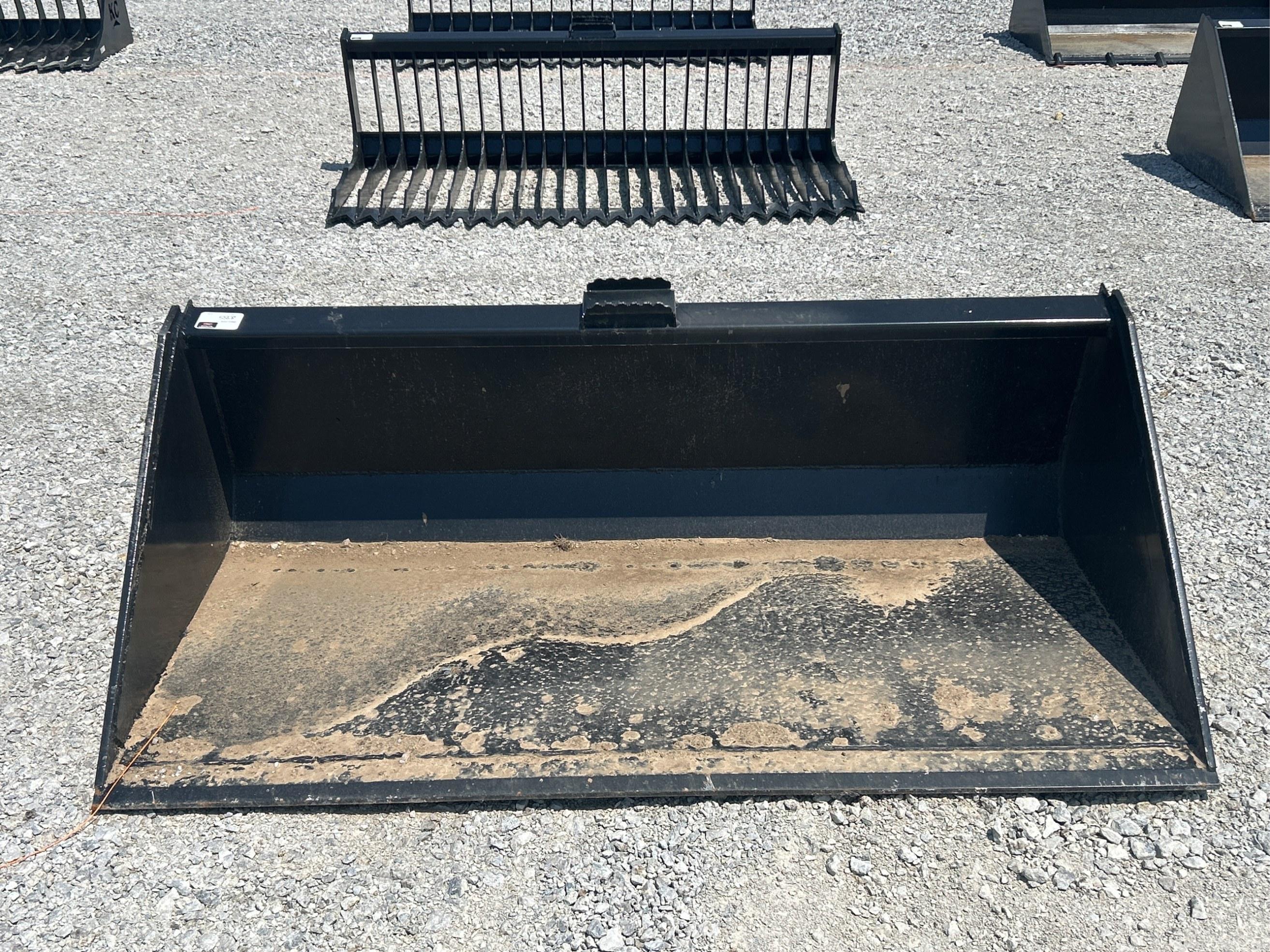 66" Quick Attach Bucket w/ Blade