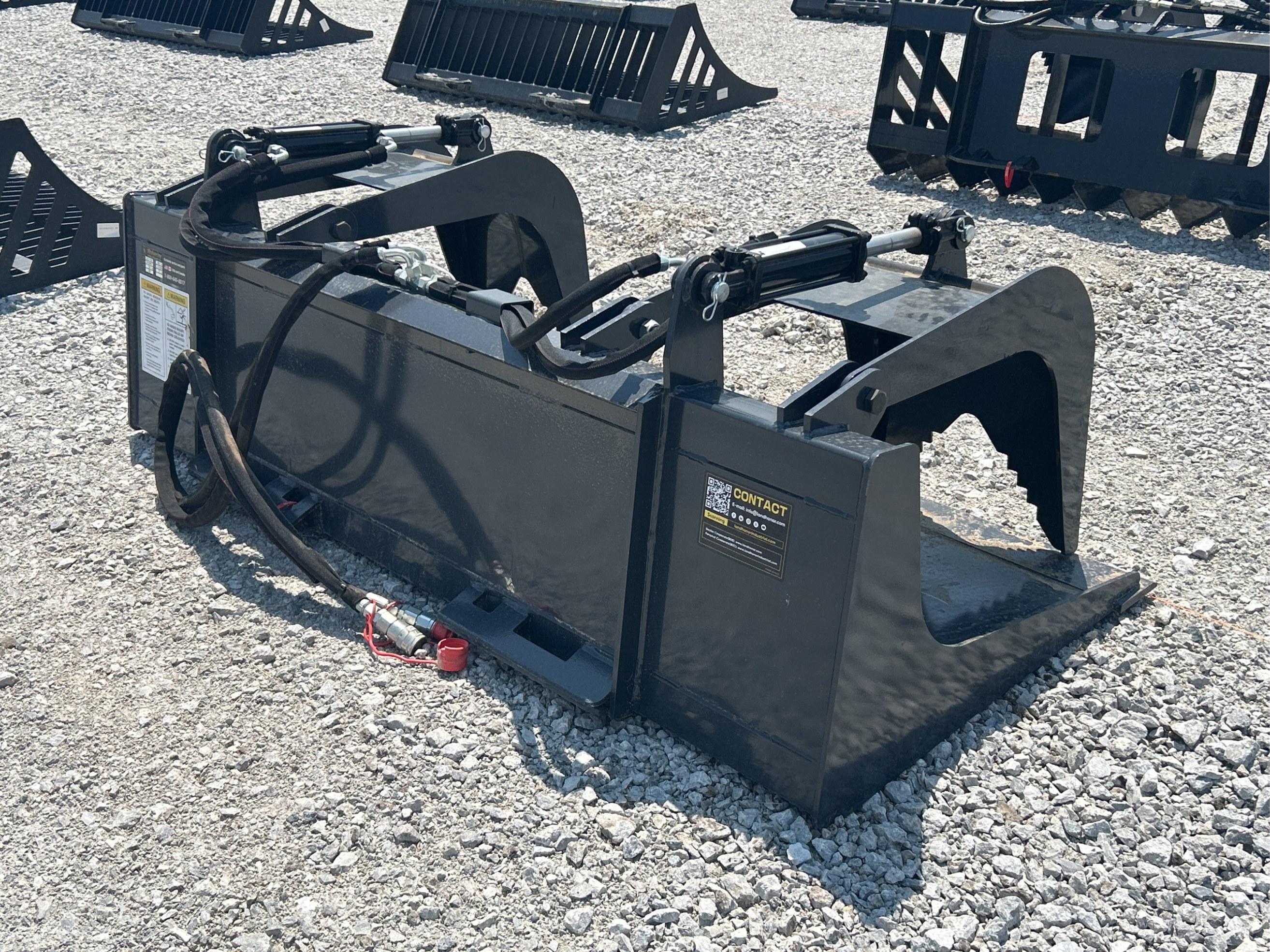 2025 Wolverine 72" Hydraulic Grapple Bucket