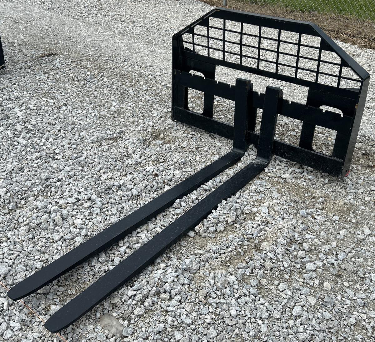 2025 FUTURE 60" Quick Attach Forks