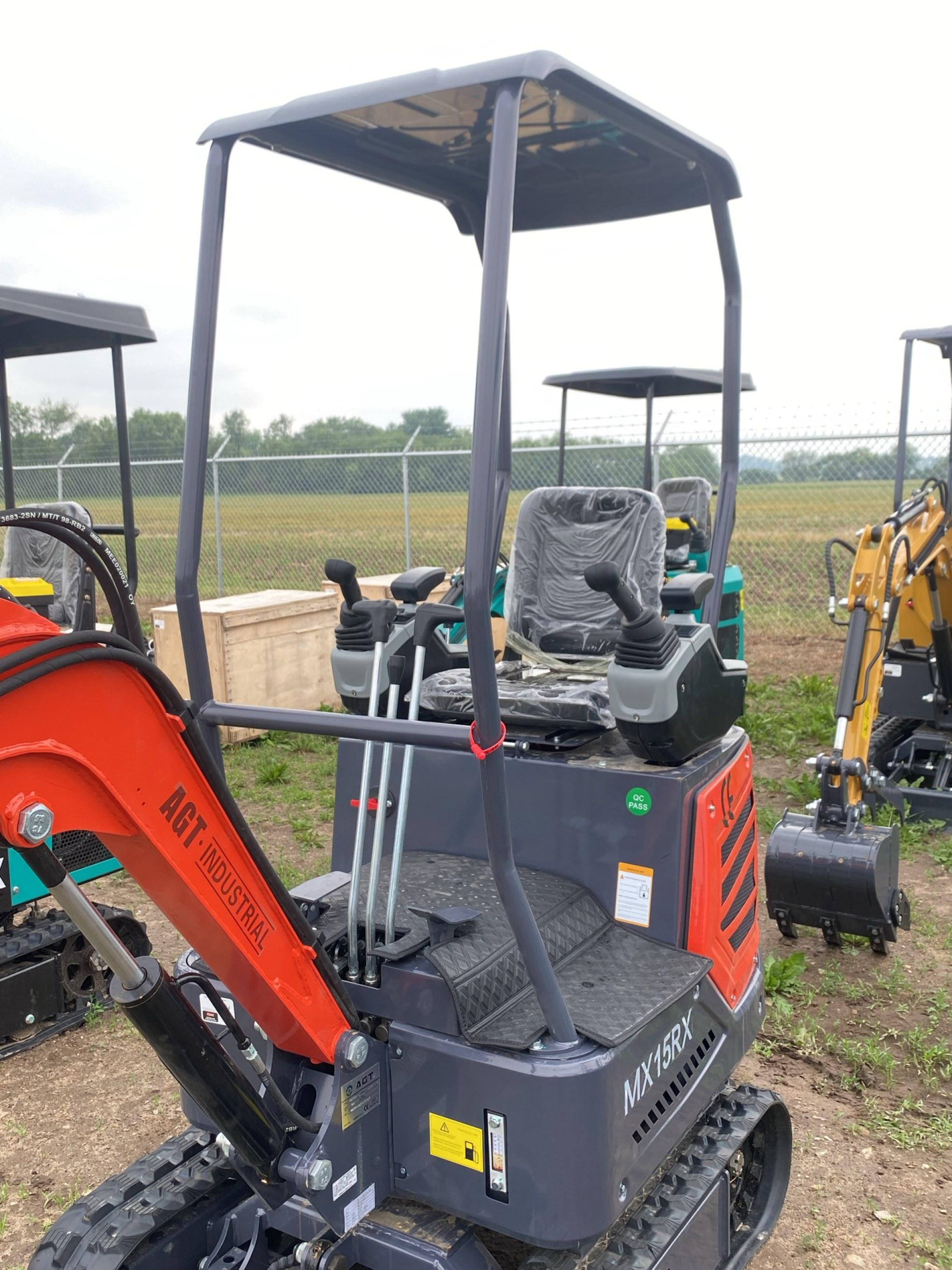 2025 AGT MX15RX Mini Excavator