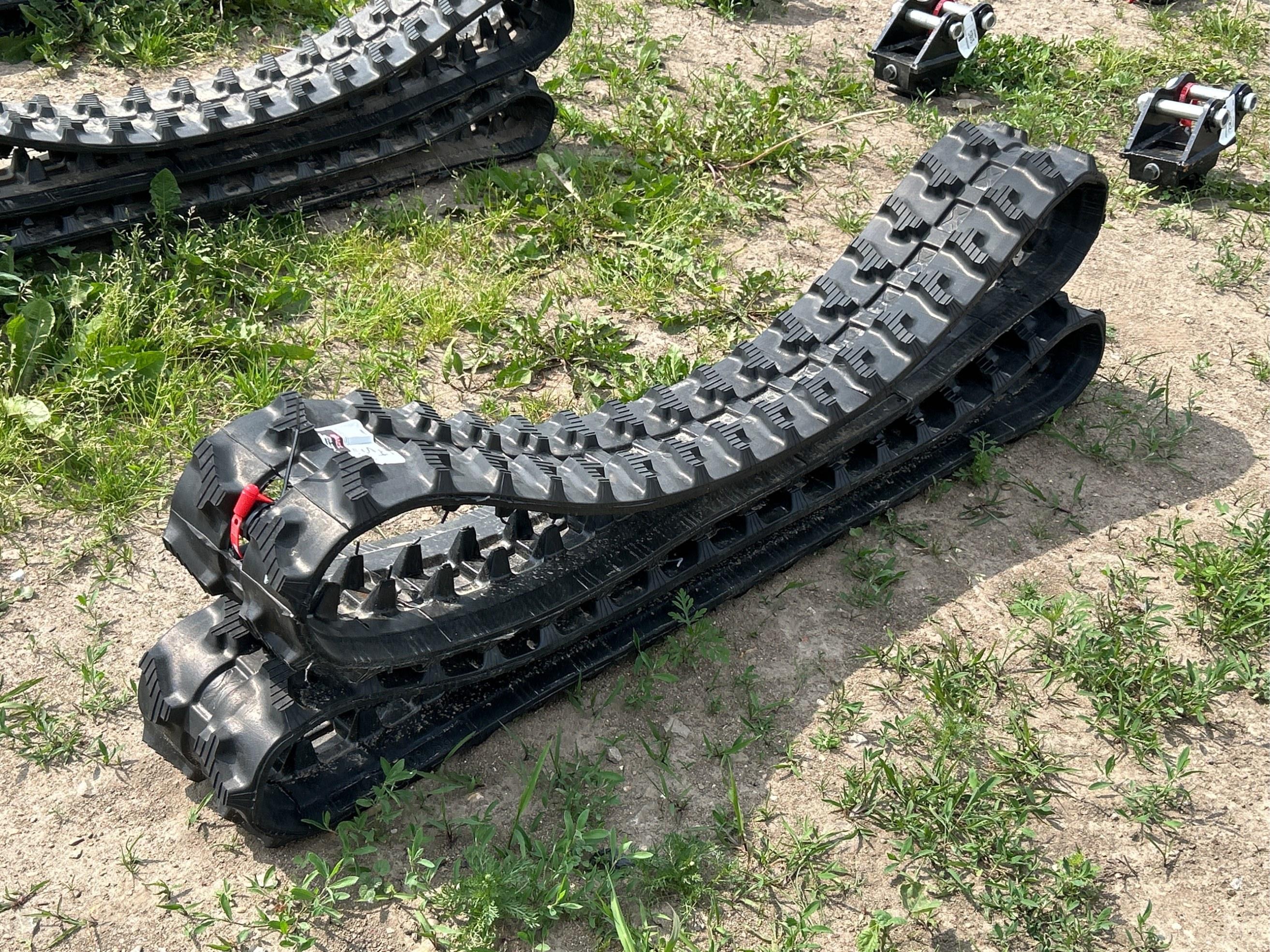 2025 TPM Mini Excavator Rubber Tracks, 180x72x37