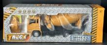 AO HAI 8-Channel Remote Control Truck