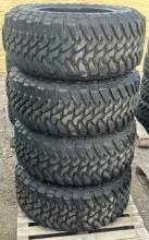 OPEN COUNTRY Toyo M/T 40X15.50R22LT Tires