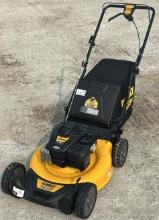 DeWalt 21" Self Propelled RWD Lawn Mower