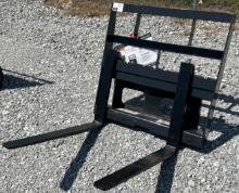 2025 Wolverine 30Ó Quick Attach Mini Skid Steer Pallet Forks
