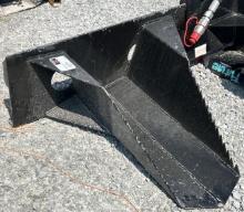Quick Attach Mini Skid Steer 24" Tree Spade