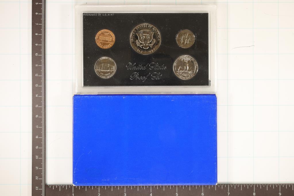 1972 US PROOF SET (WITH BOX)