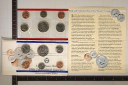 1988 US MINT SET (UNC) P/D (WITH ENVELOPE) AND