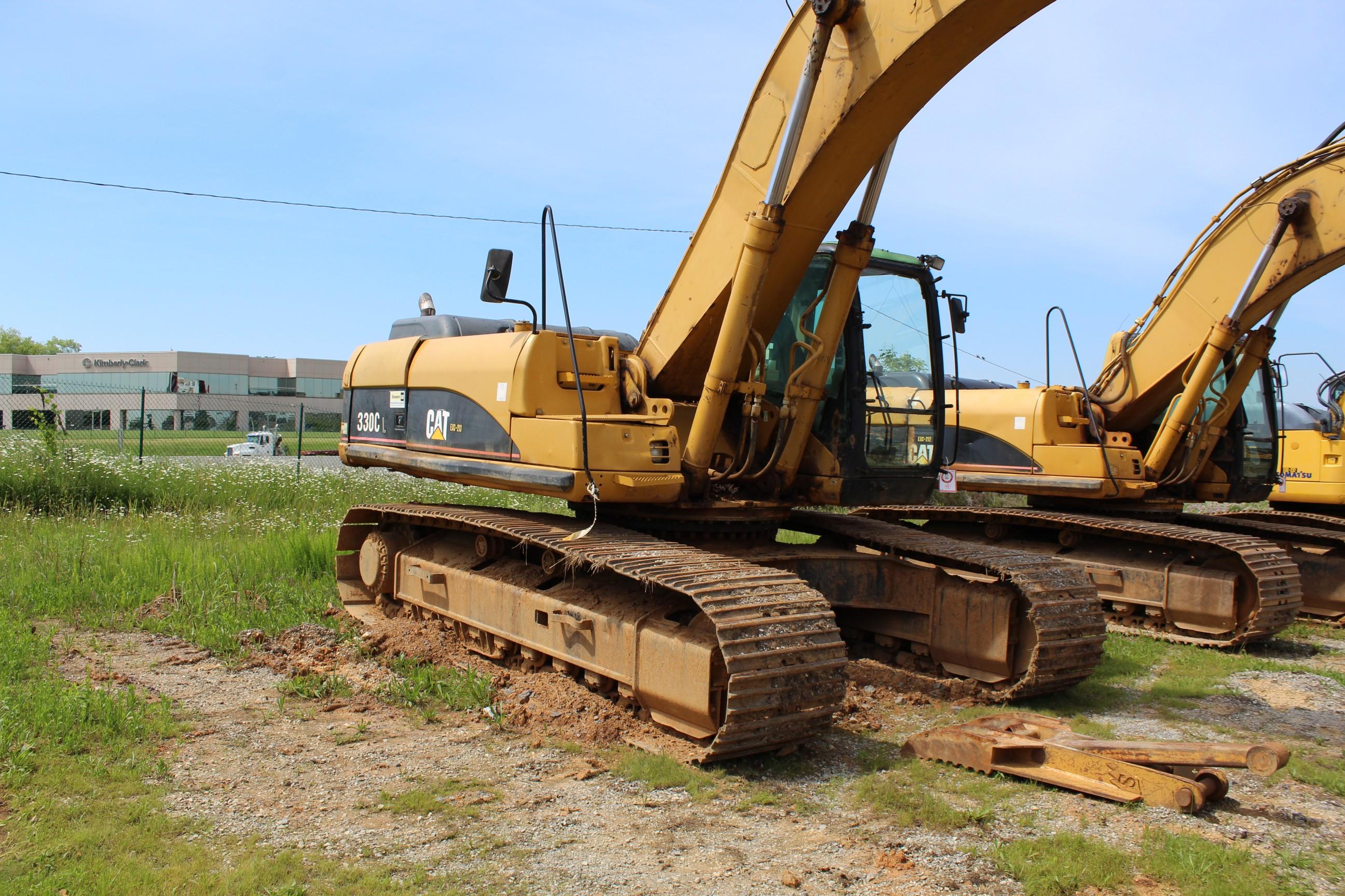 2004 CAT 330CL Hydraulic Excavator w/ 30" Bucket, Solsbee Manual Thumb, 101