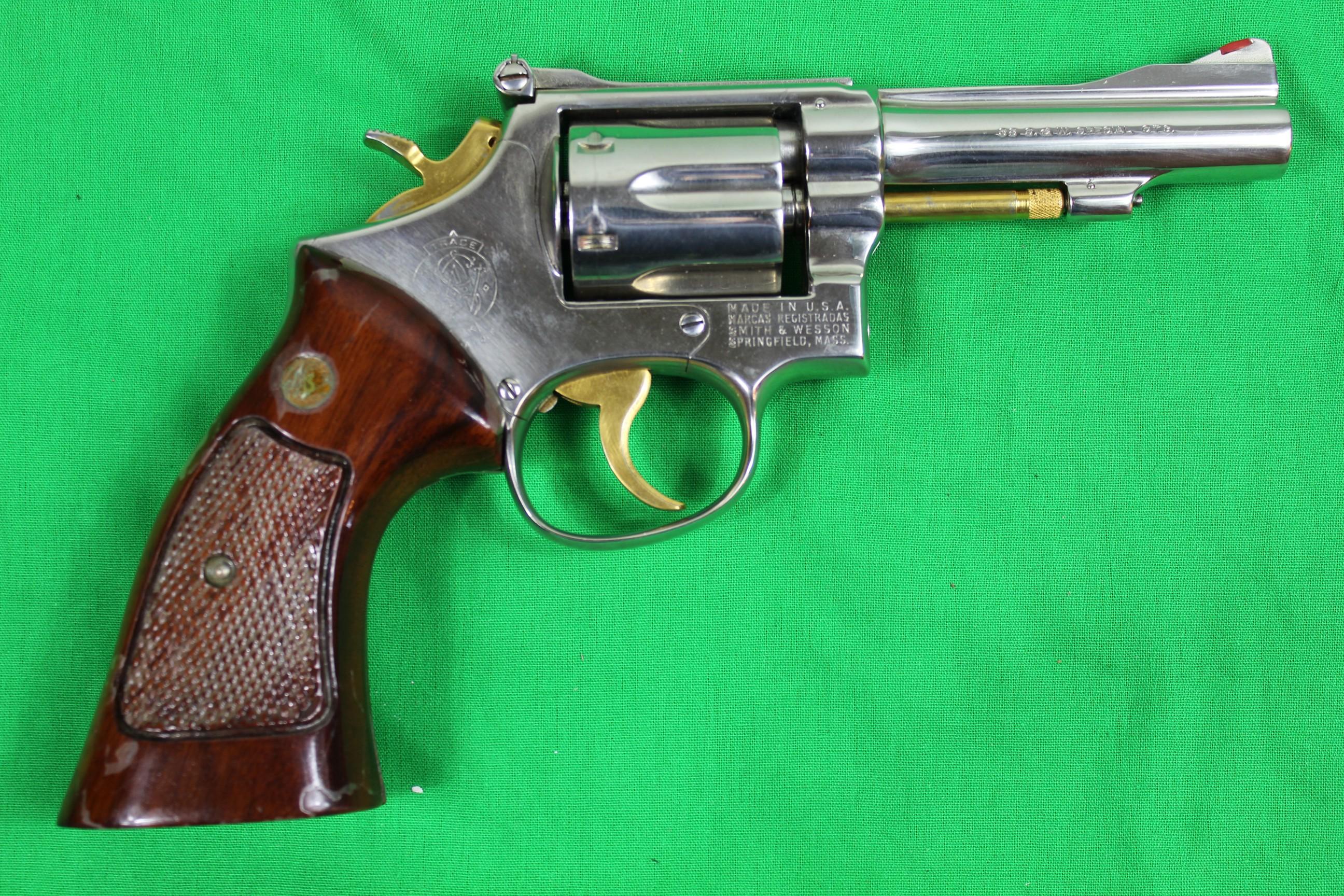 Smith & Wesson Model 15-2 revolver, caliber 38 Special, s/n K523736.  Refin