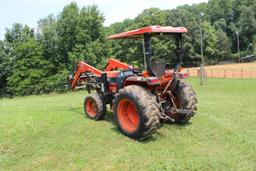 Kubota L3010 Tractor