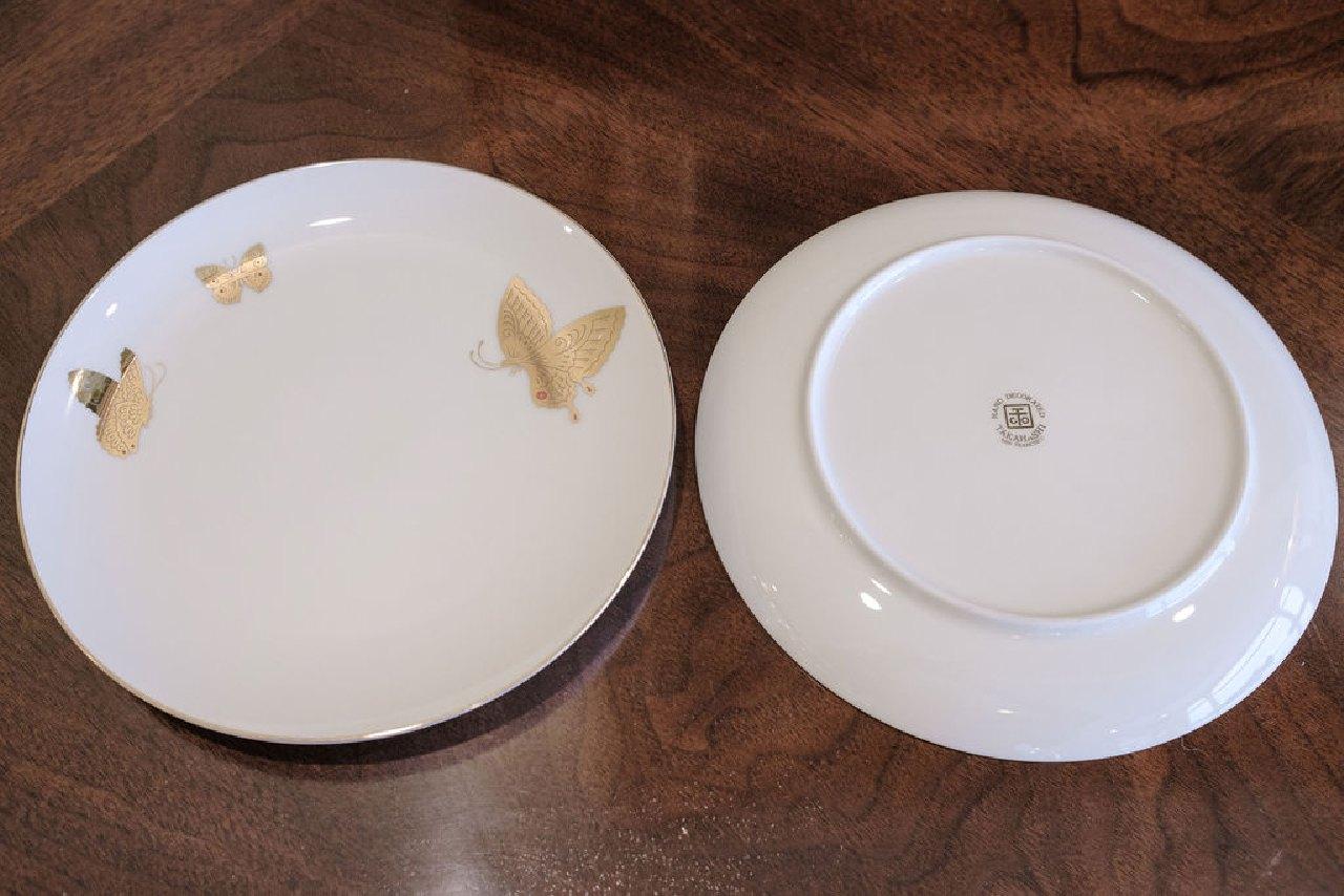 Assorted Lot to include, Service for 12 Crown Victoria China Lovelace patte