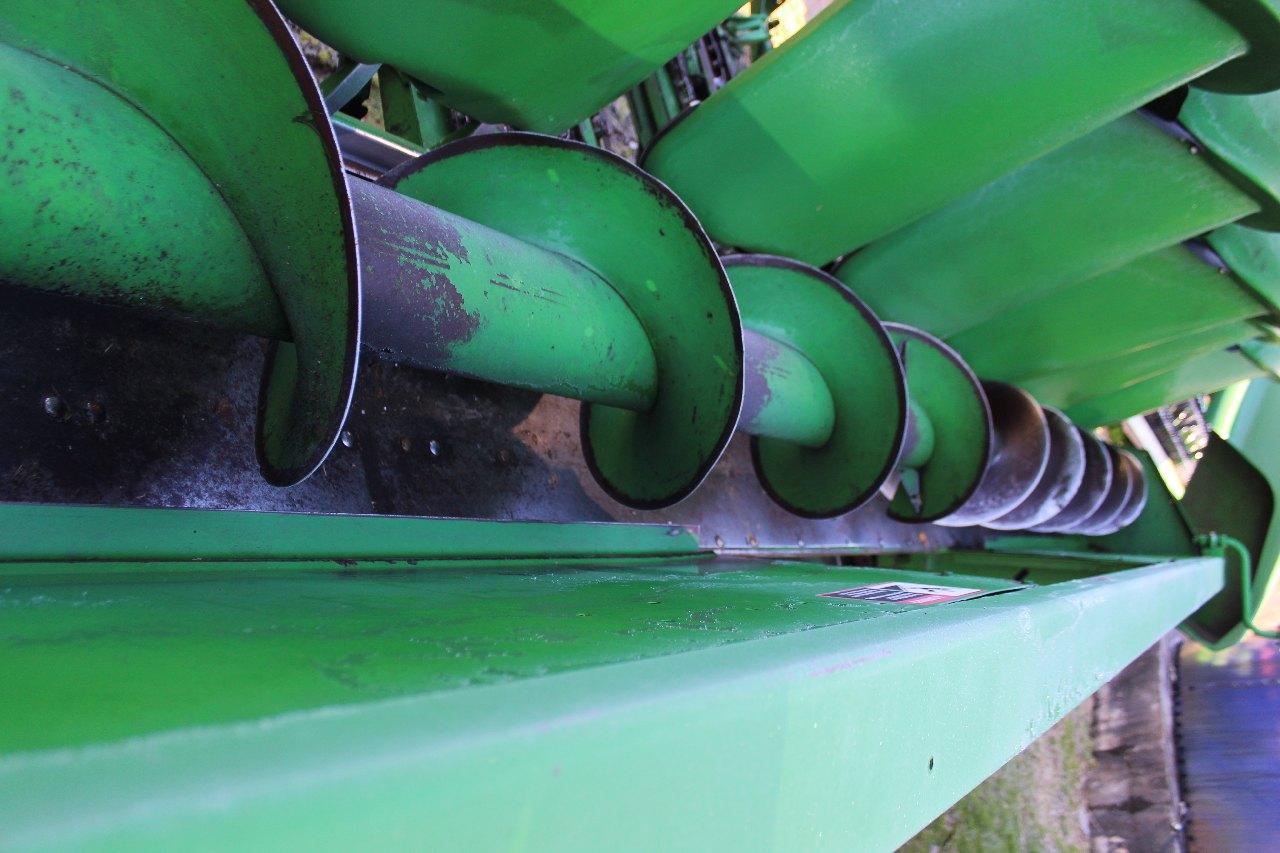 John Deere 893, 8 row corn head, S/N H00893X715696