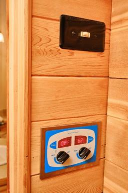 Indoor Sauna With Cedar Cabinet, 48" W X 47" D X 80.5" H