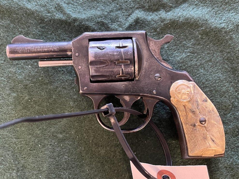 H & R Arms Model 1922, .22 LR Revolver 9 Shot SNM69163