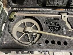 CEIA MIL-D1 metal detector